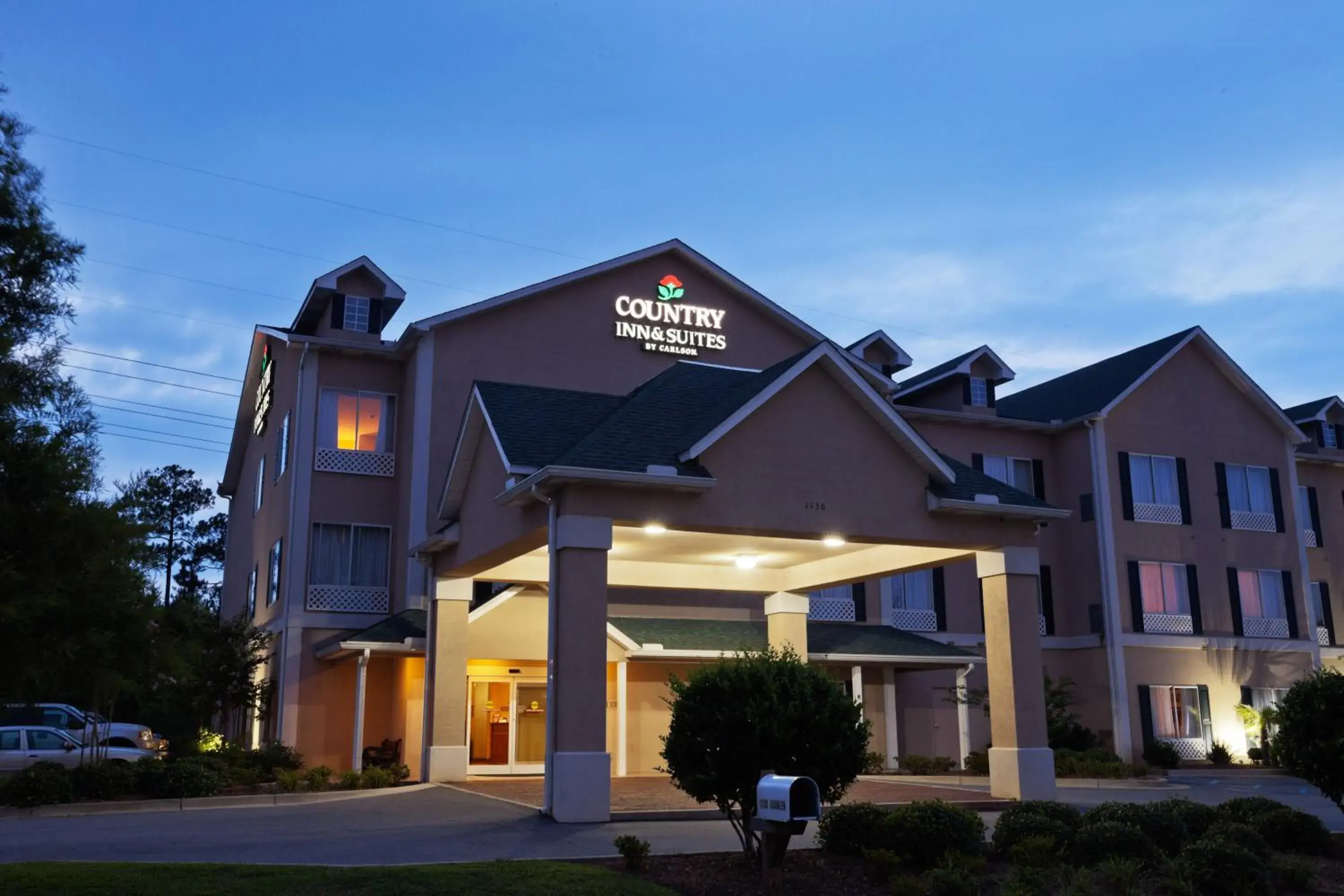 Facade/entrance in Country Inn & Suites by Radisson, Saraland, AL Facade/entrance in Country Inn & Suites by Radisson, Saraland, AL