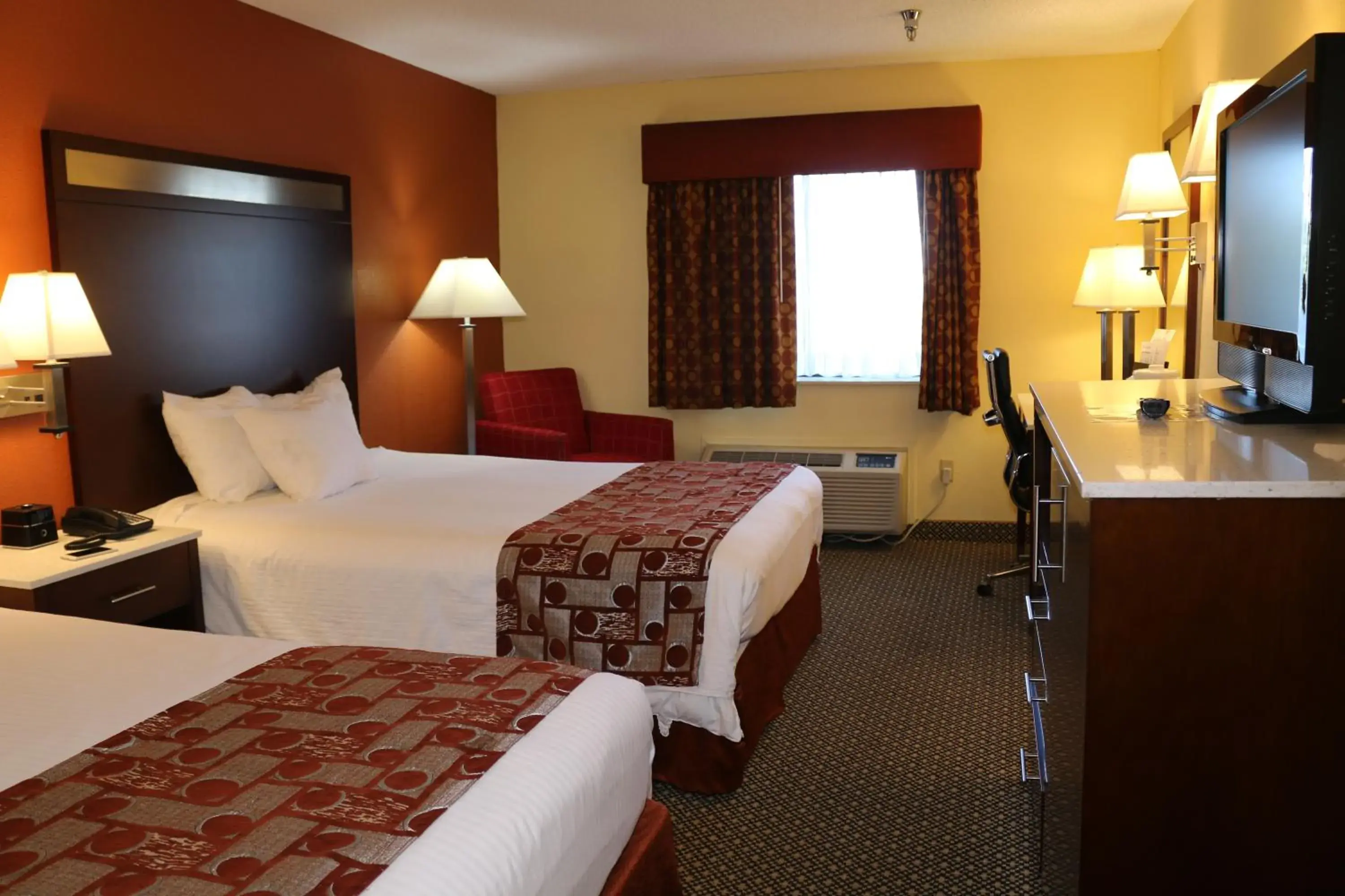 Bed in Baymont by Wyndham Washington Court House Bed in Baymont by Wyndham Washington Court House