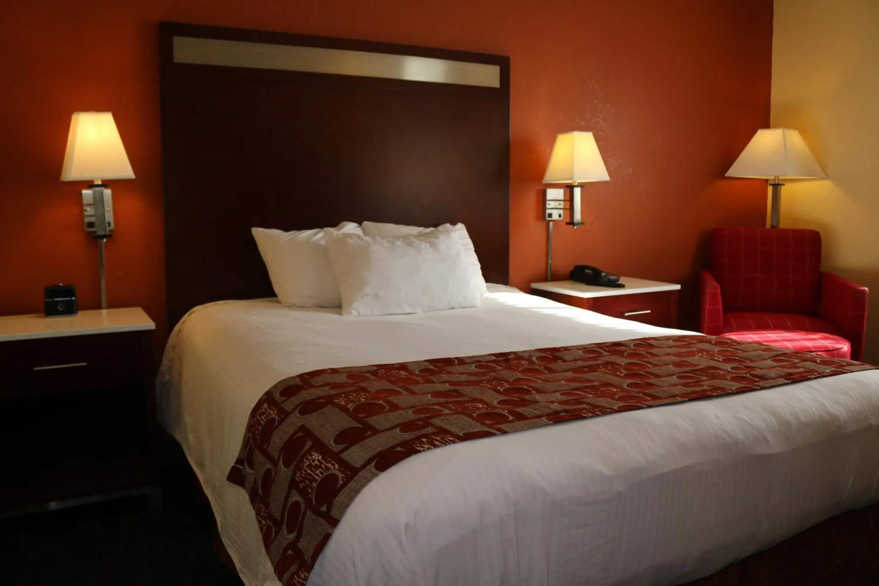 Bed in Baymont by Wyndham Washington Court House Bed in Baymont by Wyndham Washington Court House