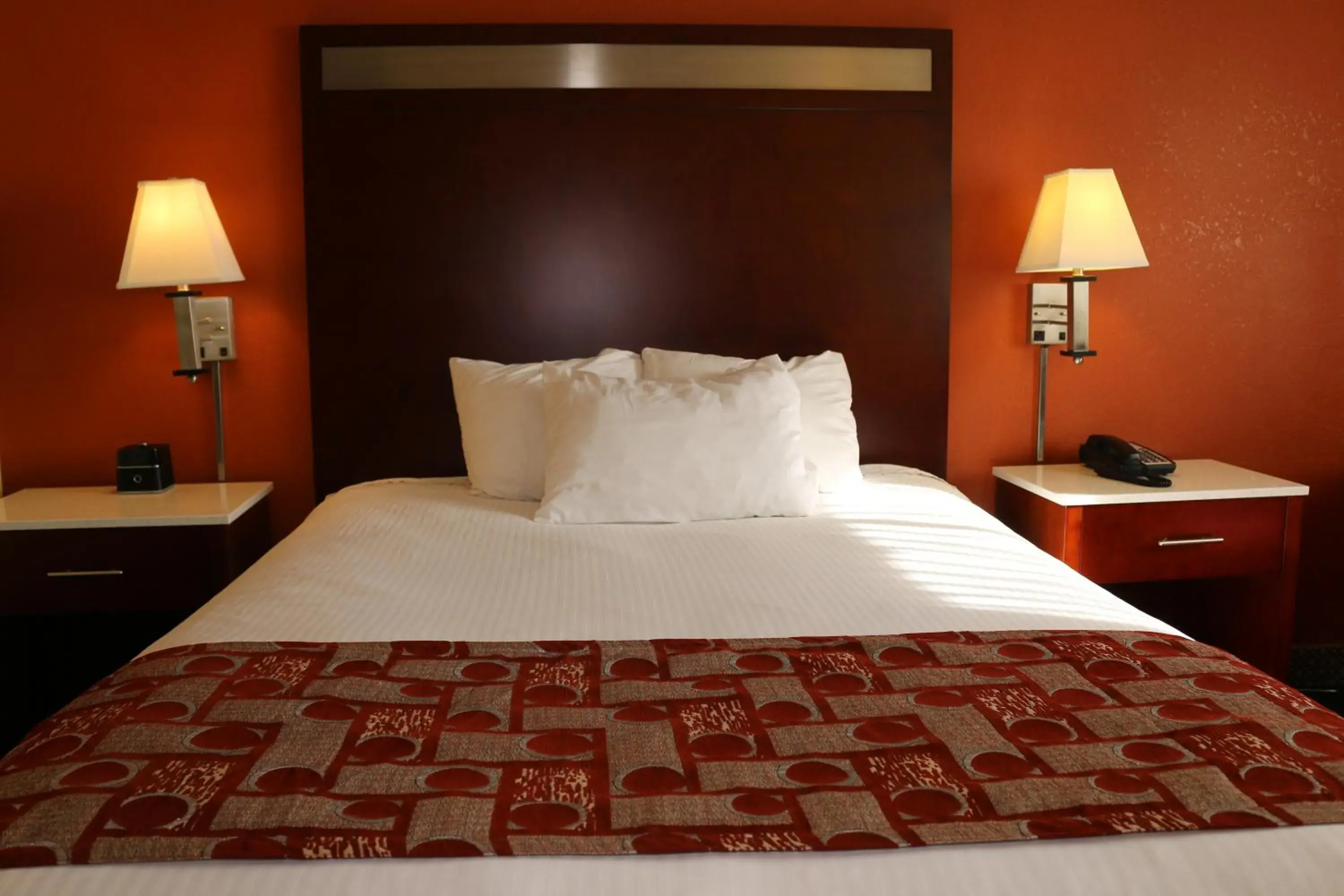 Bed in Baymont by Wyndham Washington Court House Bed in Baymont by Wyndham Washington Court House