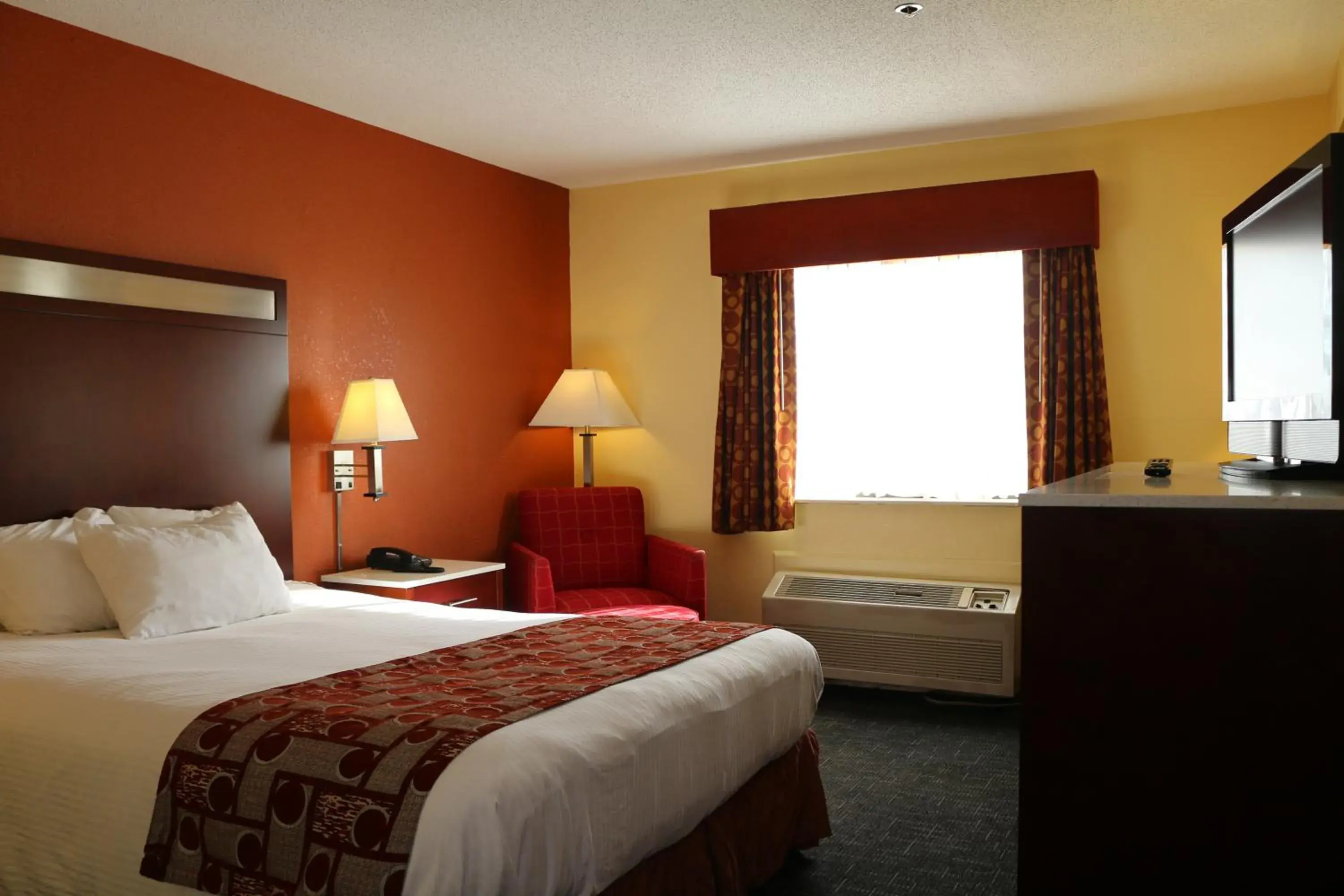 King Room - Non-Smoking in Baymont by Wyndham Washington Court House King Room - Non-Smoking in Baymont by Wyndham Washington Court House