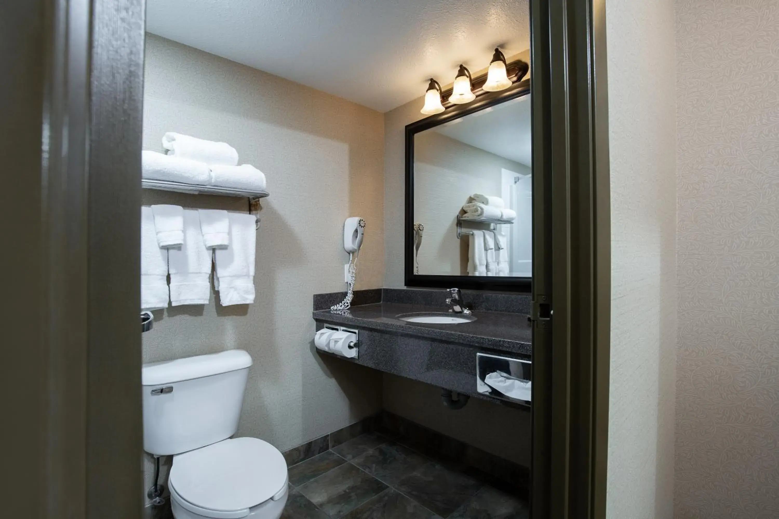 Standard King Room in Pomeroy Hotel Fort St. John Standard King Room in Pomeroy Hotel Fort St. John