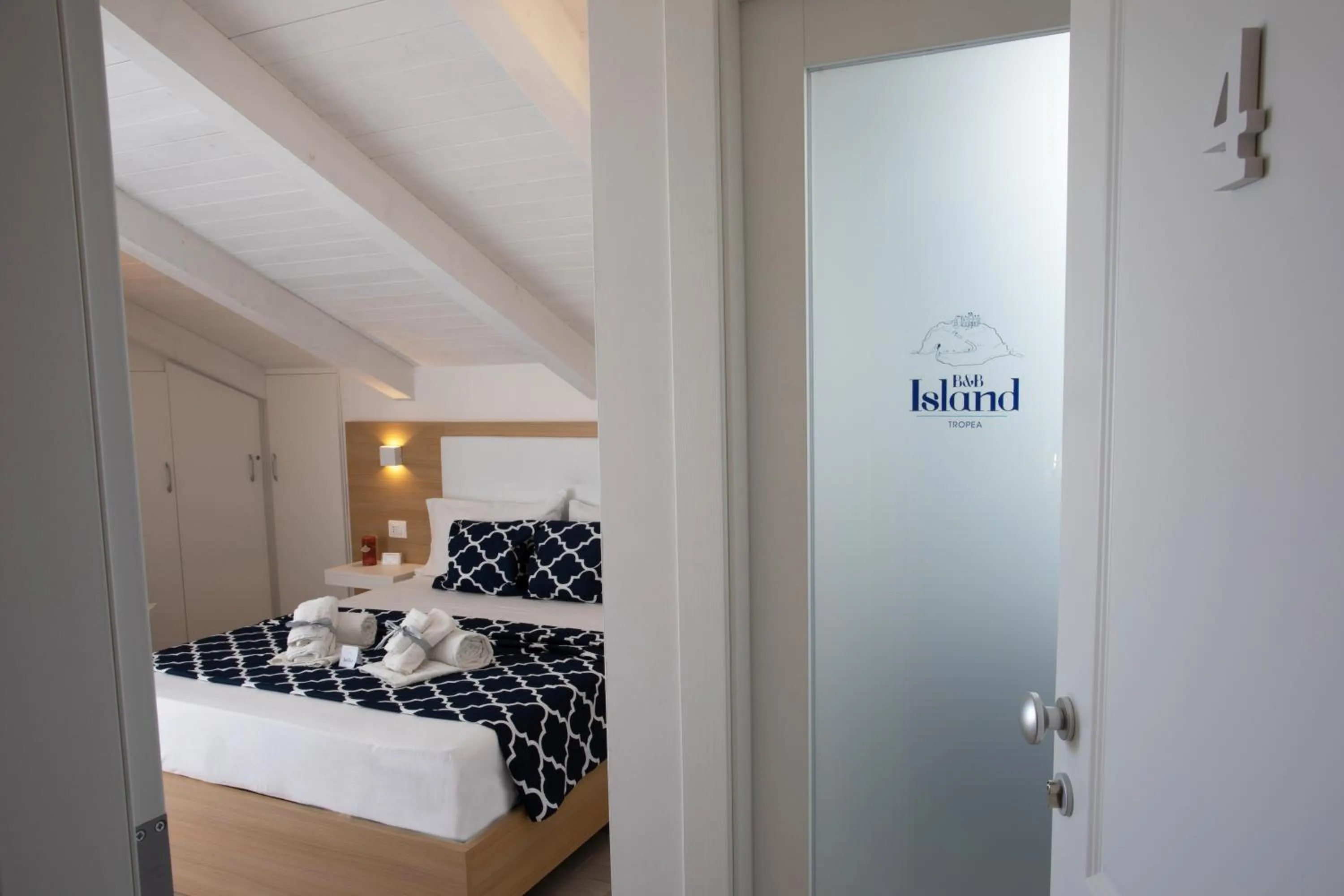 Bed in B&B Island Vista mare