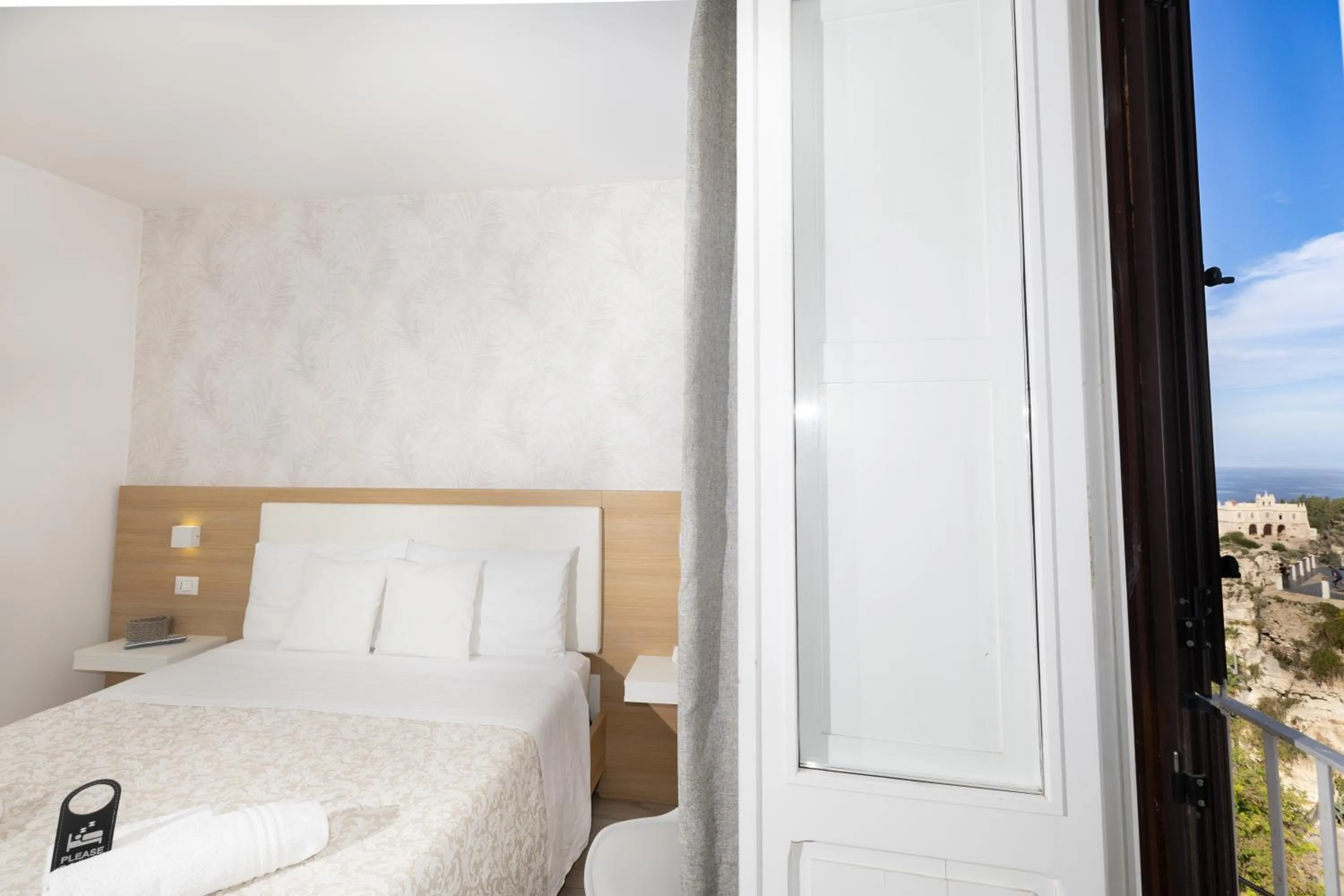 Bed in B&B Island Vista mare