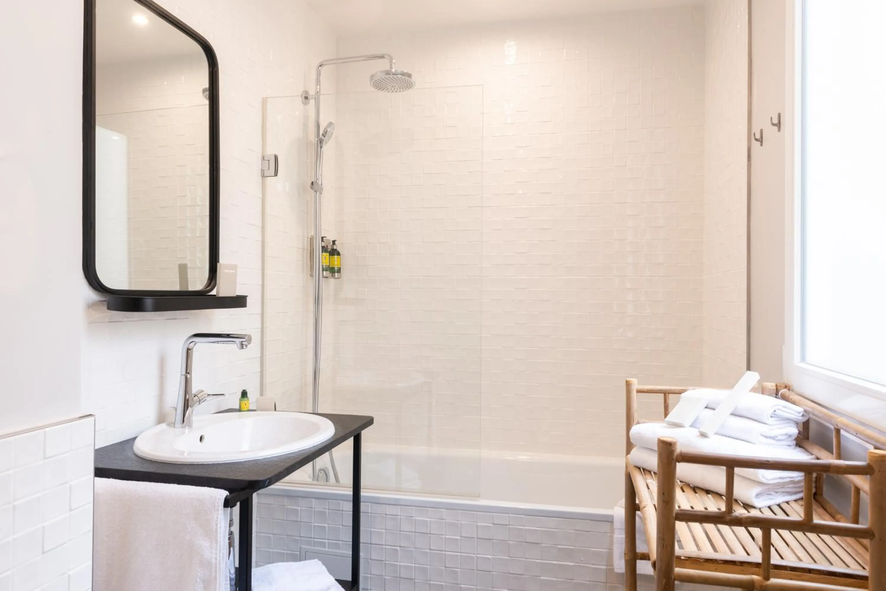 Bathroom in Hotel Touraine Opera