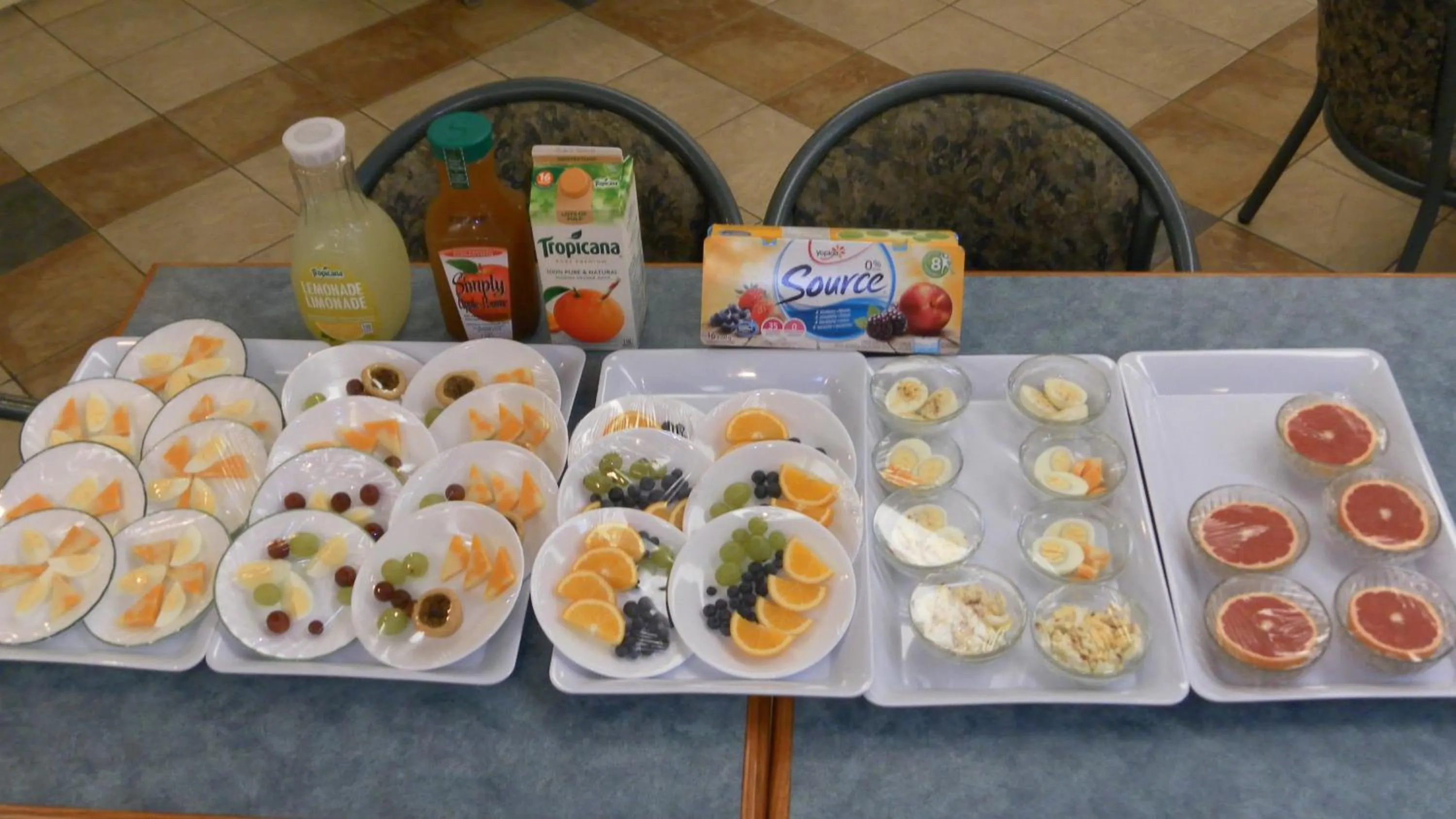 Continental breakfast in Stampeder Inn