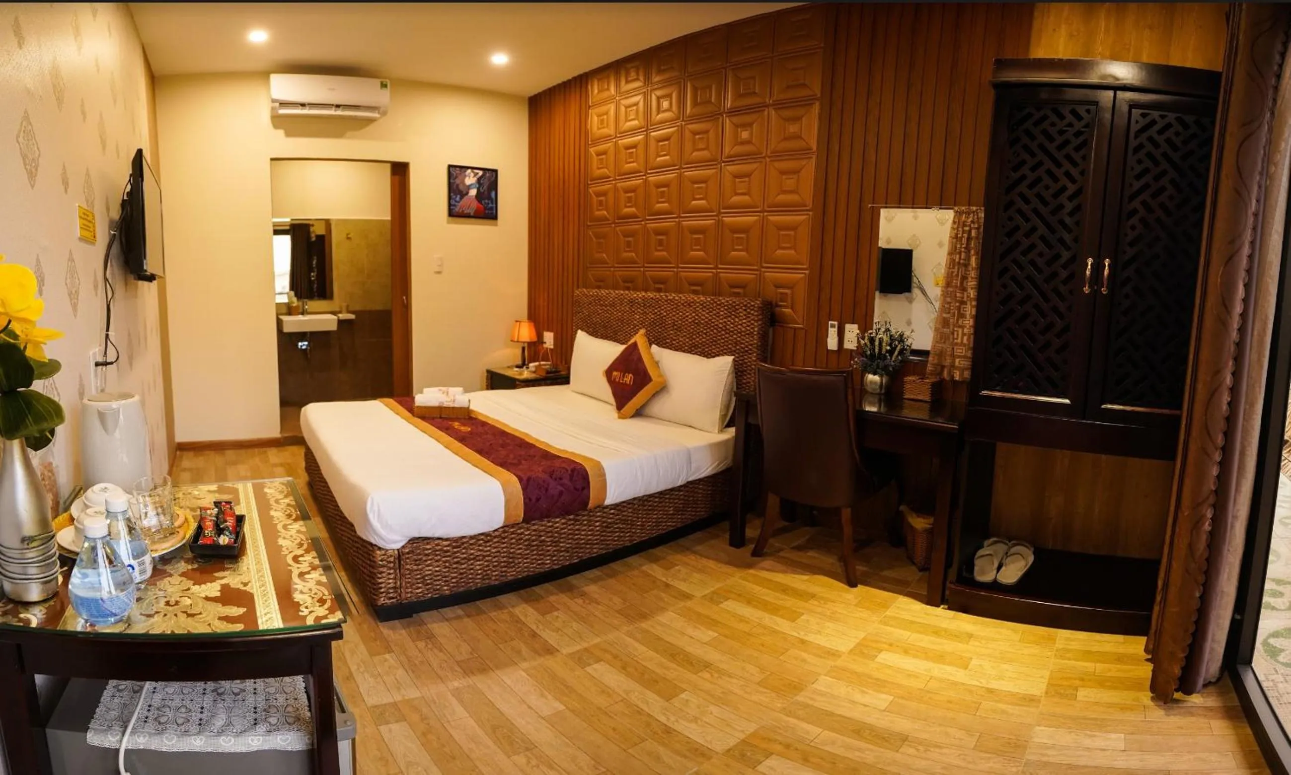 Photo of the whole room, Bed in Mi Lan Boutique Resort