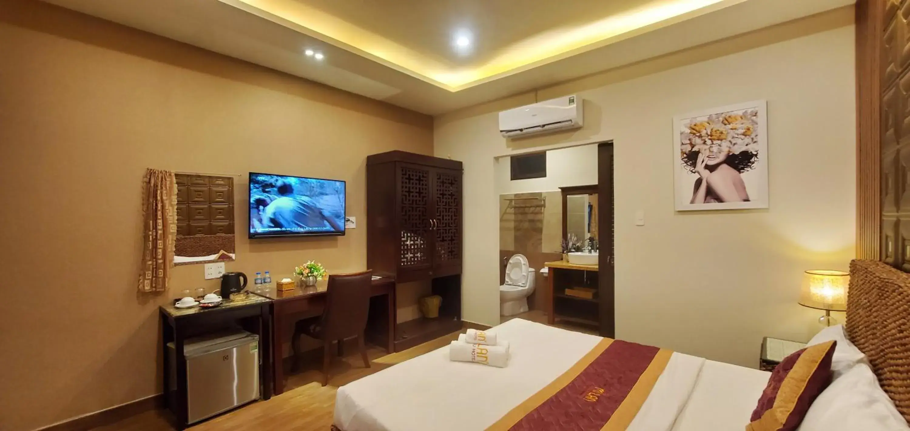 Photo of the whole room, Bed in Mi Lan Boutique Resort Photo of the whole room, Bed in Mi Lan Boutique Resort