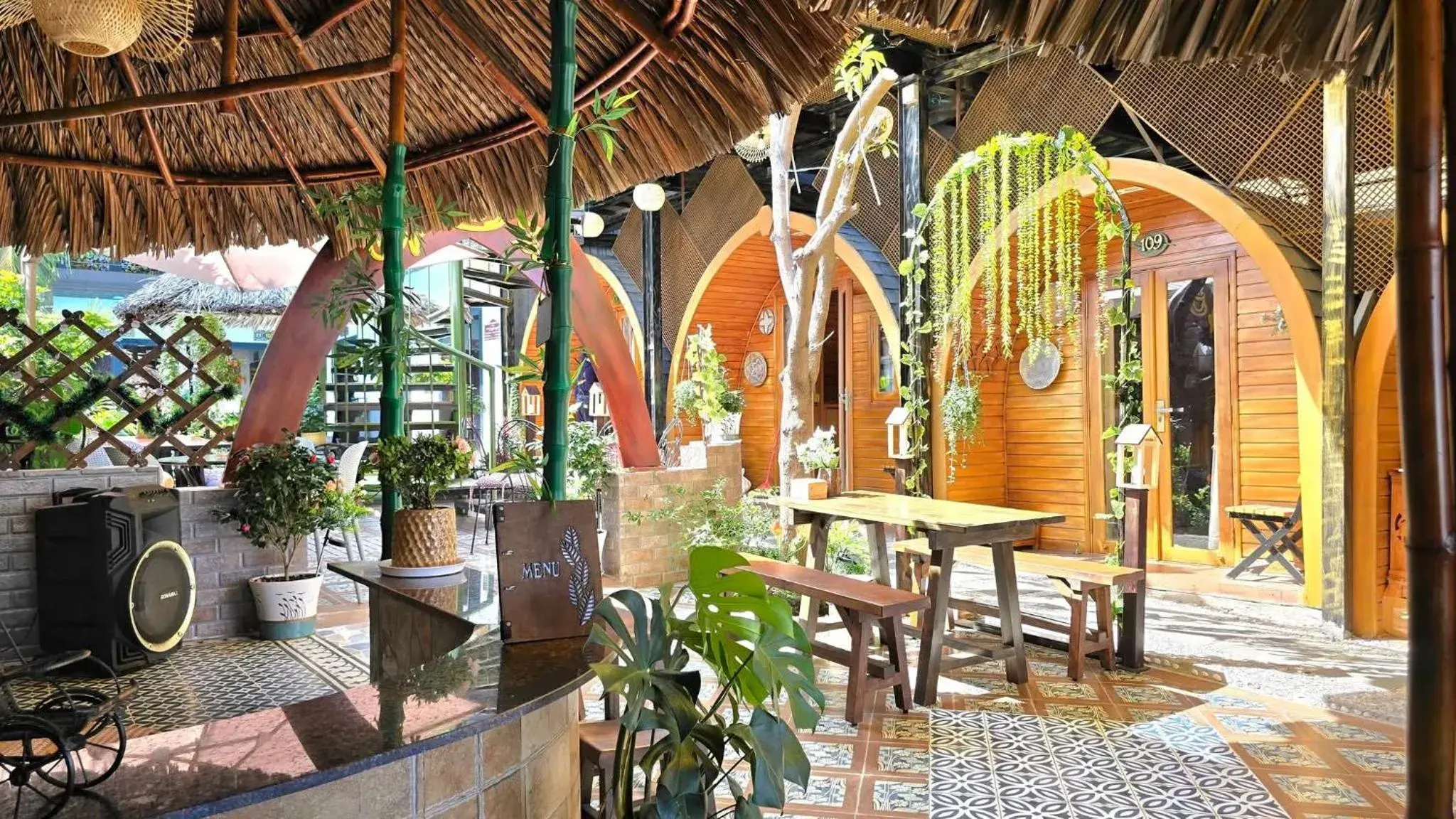 Restaurant/places to eat in Mi Lan Boutique Resort Restaurant/places to eat in Mi Lan Boutique Resort