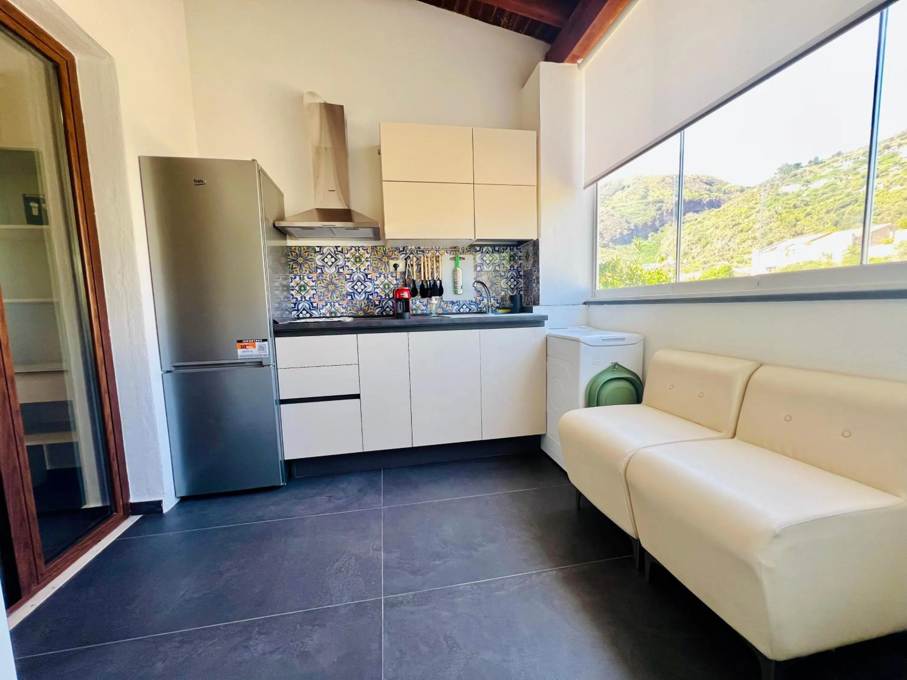 Kitchen or kitchenette in "Sweet Life" Casa Vacanze