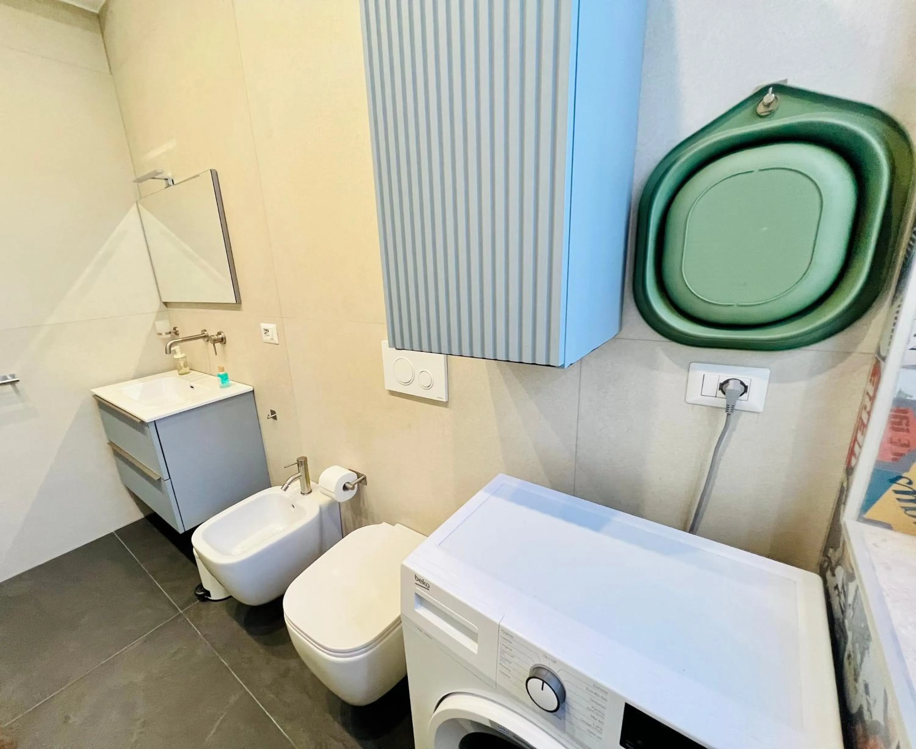 Toilet in "Sweet Life" Casa Vacanze