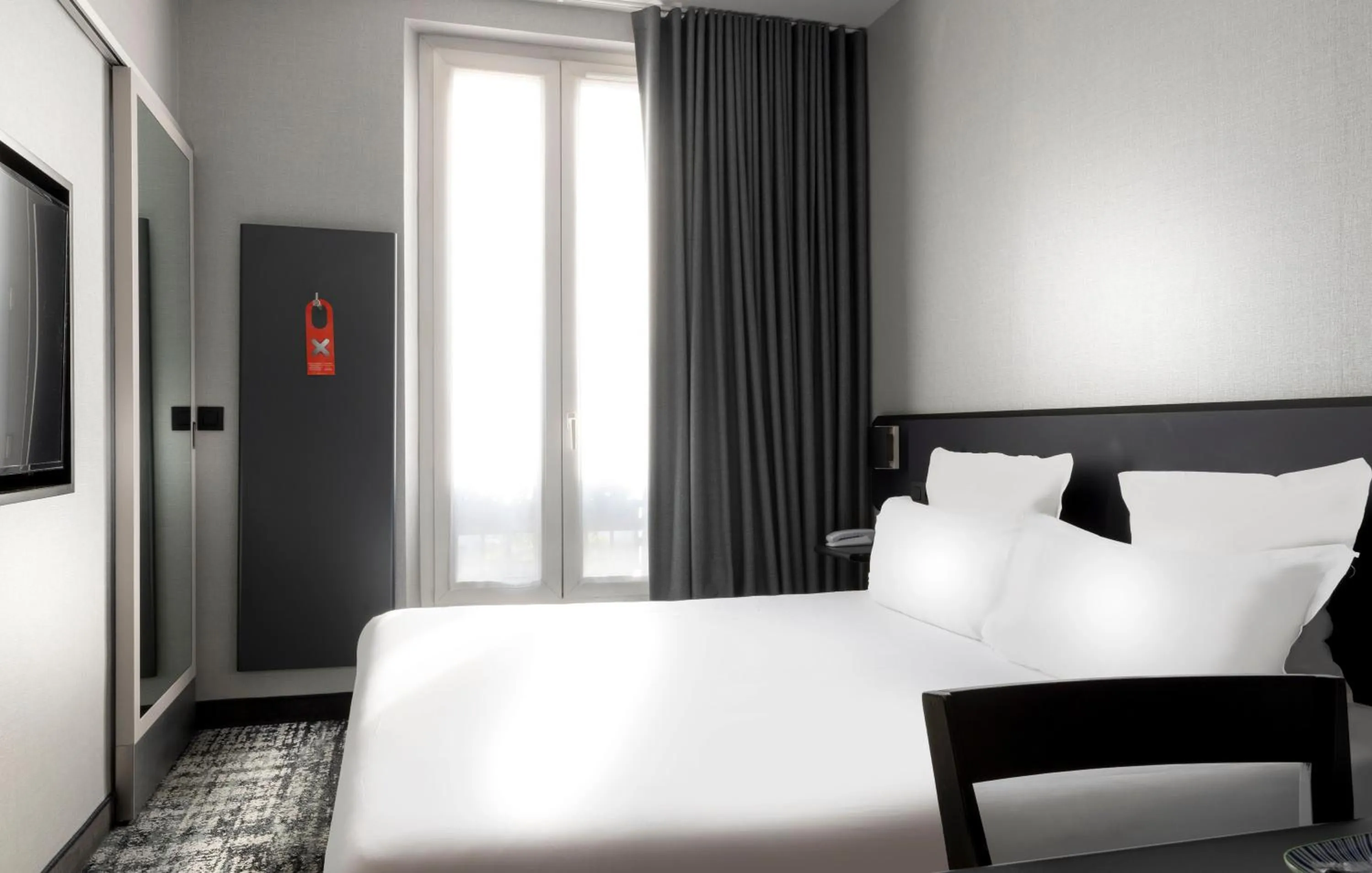 Bed in Libertel Austerlitz Jardin des Plantes