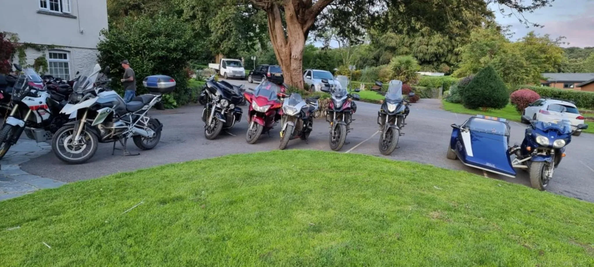 Property building in Great Trethew Hotel - Self Catering Lodges - Bar & Restaurant