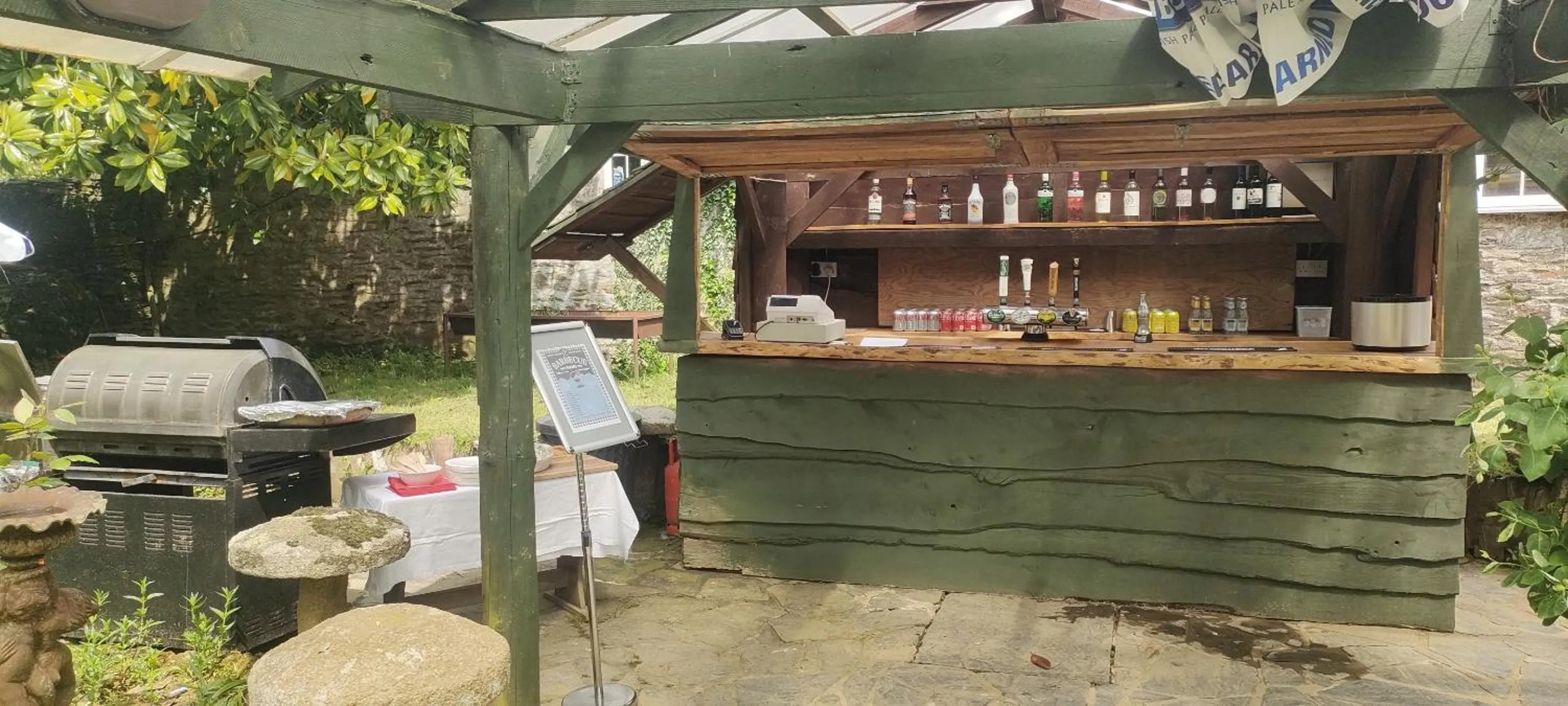 Lounge or bar in Great Trethew Hotel - Self Catering Lodges - Bar & Restaurant