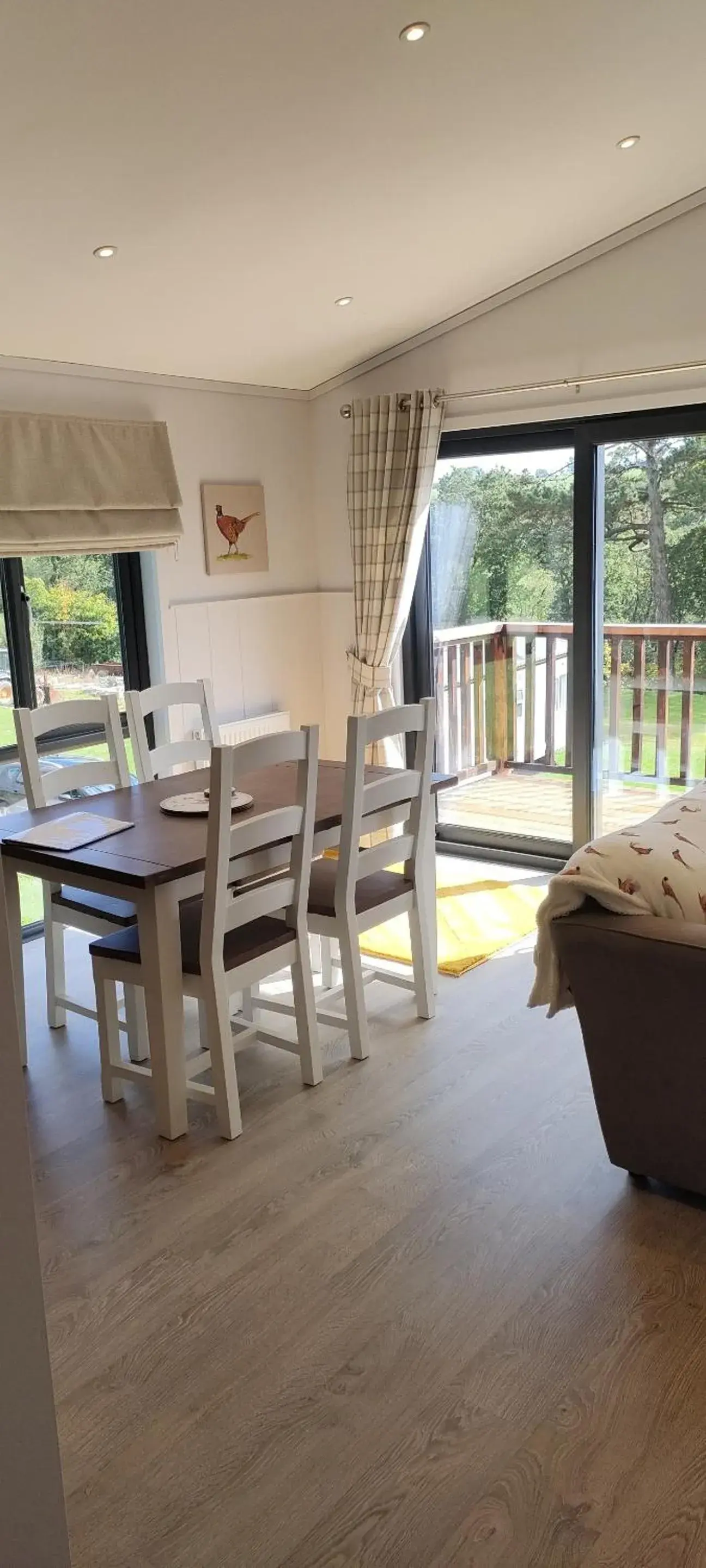 Deluxe Apartment in Great Trethew Hotel - Self Catering Lodges - Bar & Restaurant Deluxe Apartment in Great Trethew Hotel - Self Catering Lodges - Bar & Restaurant