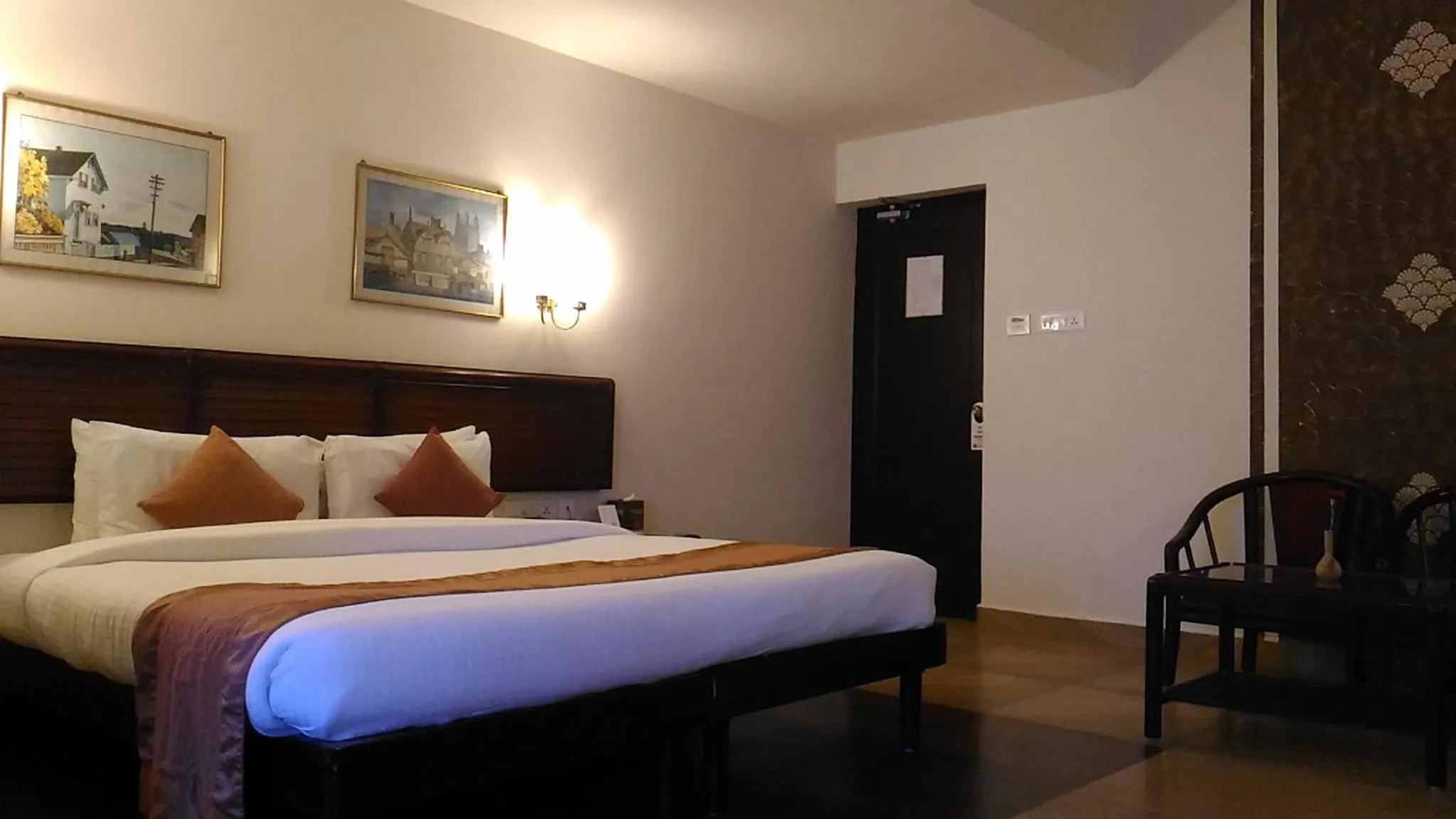 Bedroom, Bed in Yuvarani Residency