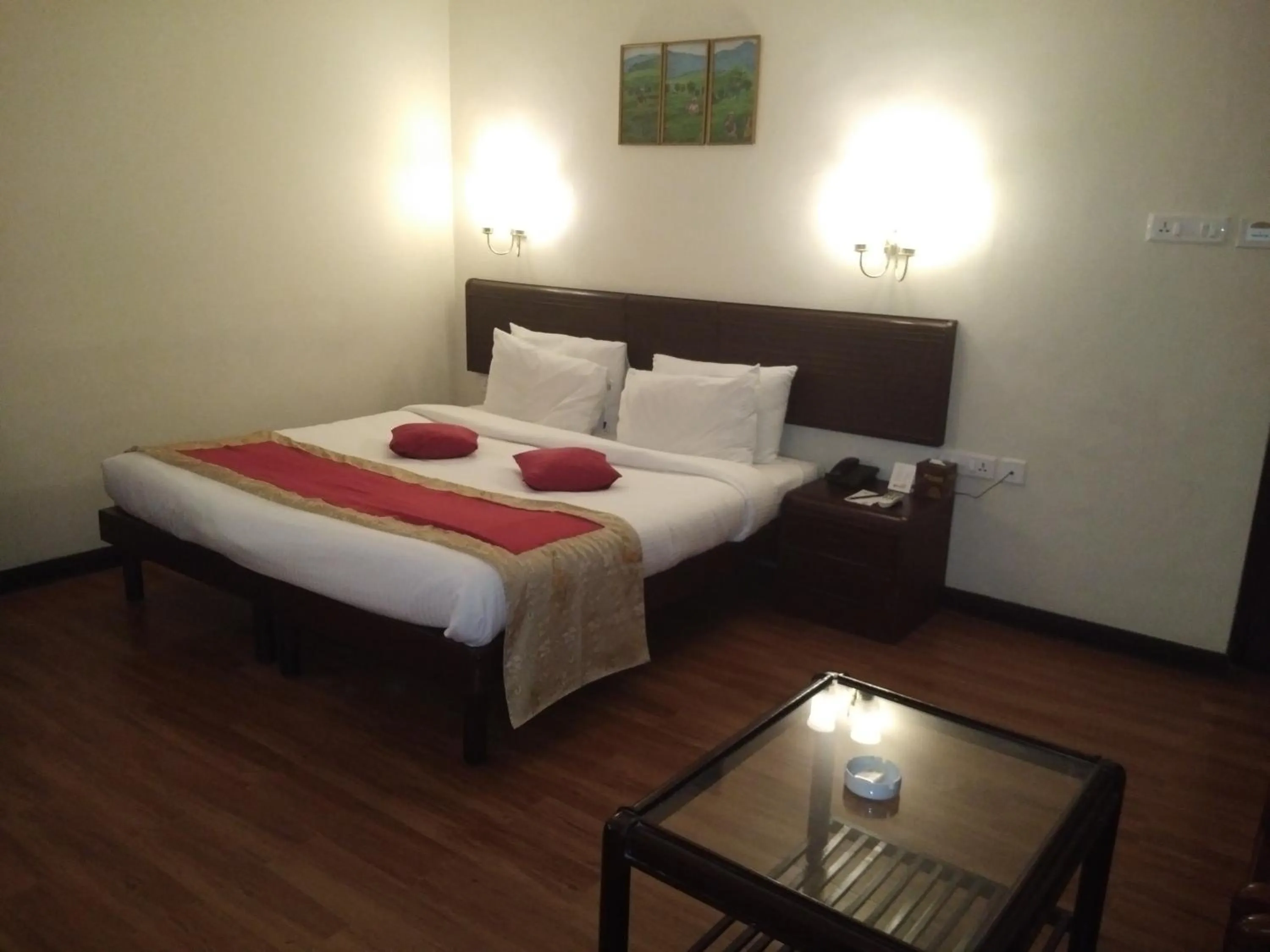Bedroom, Bed in Yuvarani Residency