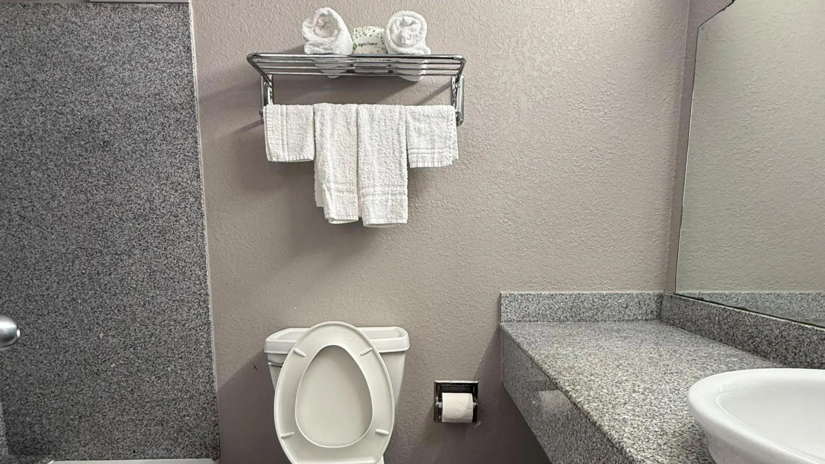 Bathroom in Motel 6-Oklahoma City, OK - South Bathroom in Motel 6-Oklahoma City, OK - South