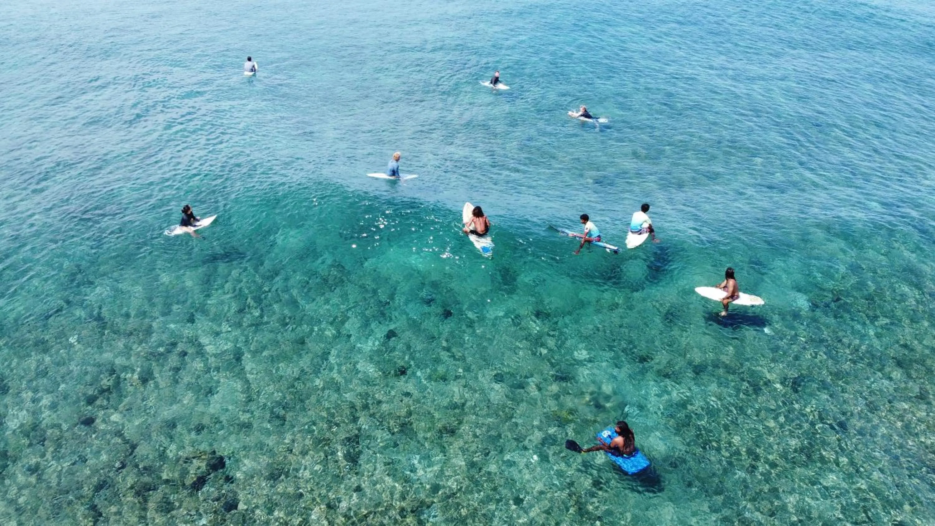 Activities in Moodhumaa Inn