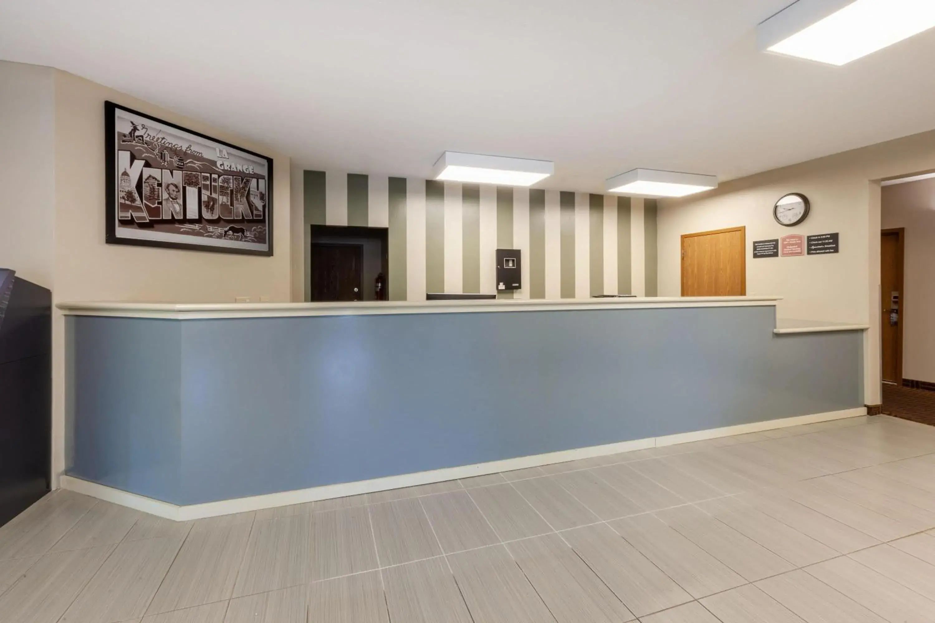 Super 8 by Wyndham La Grange KY Super 8 by Wyndham La Grange KY
