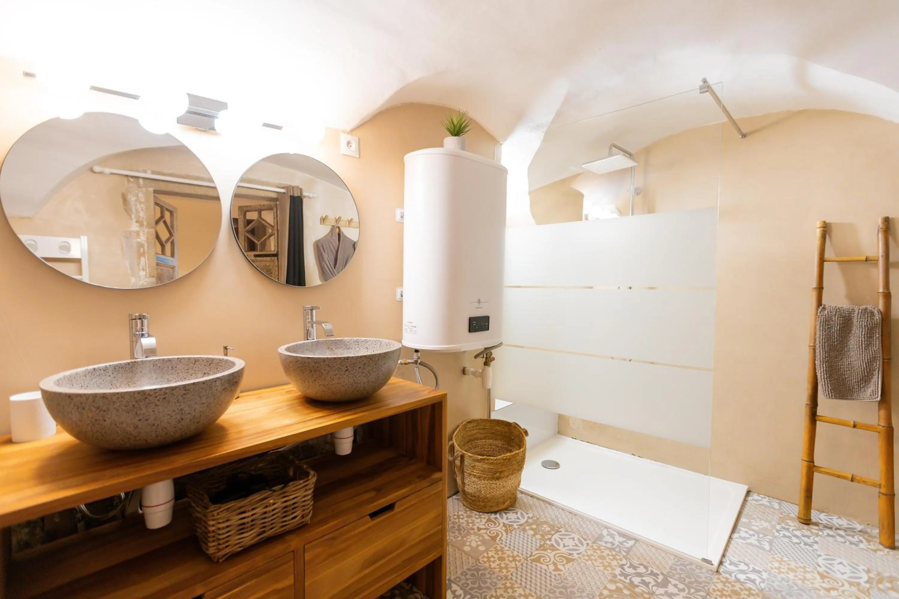 Bathroom in Le Mas Fraissinet