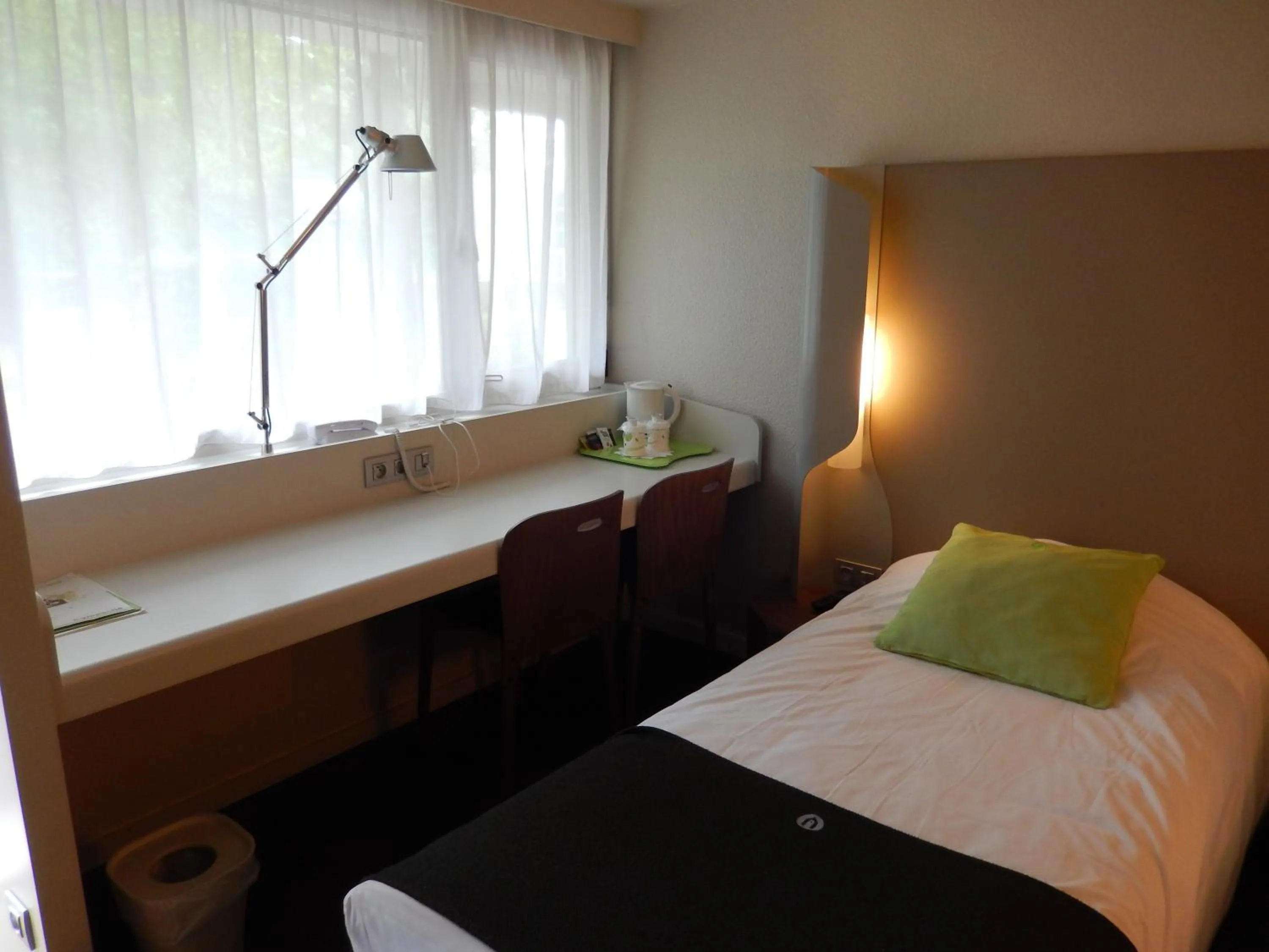 Bed in Campanile Biarritz