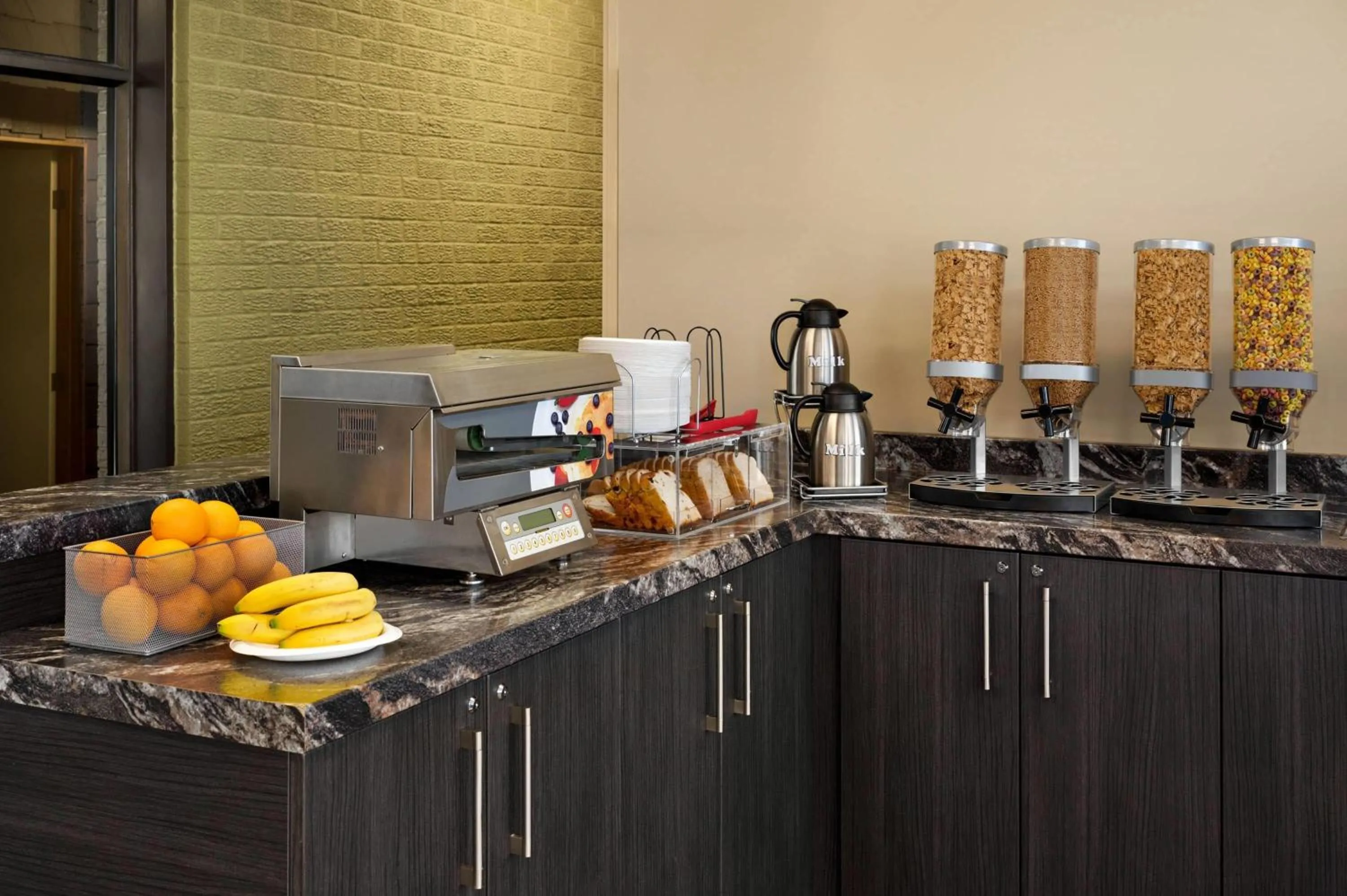 Breakfast in Super 8 by Wyndham Hearst ON