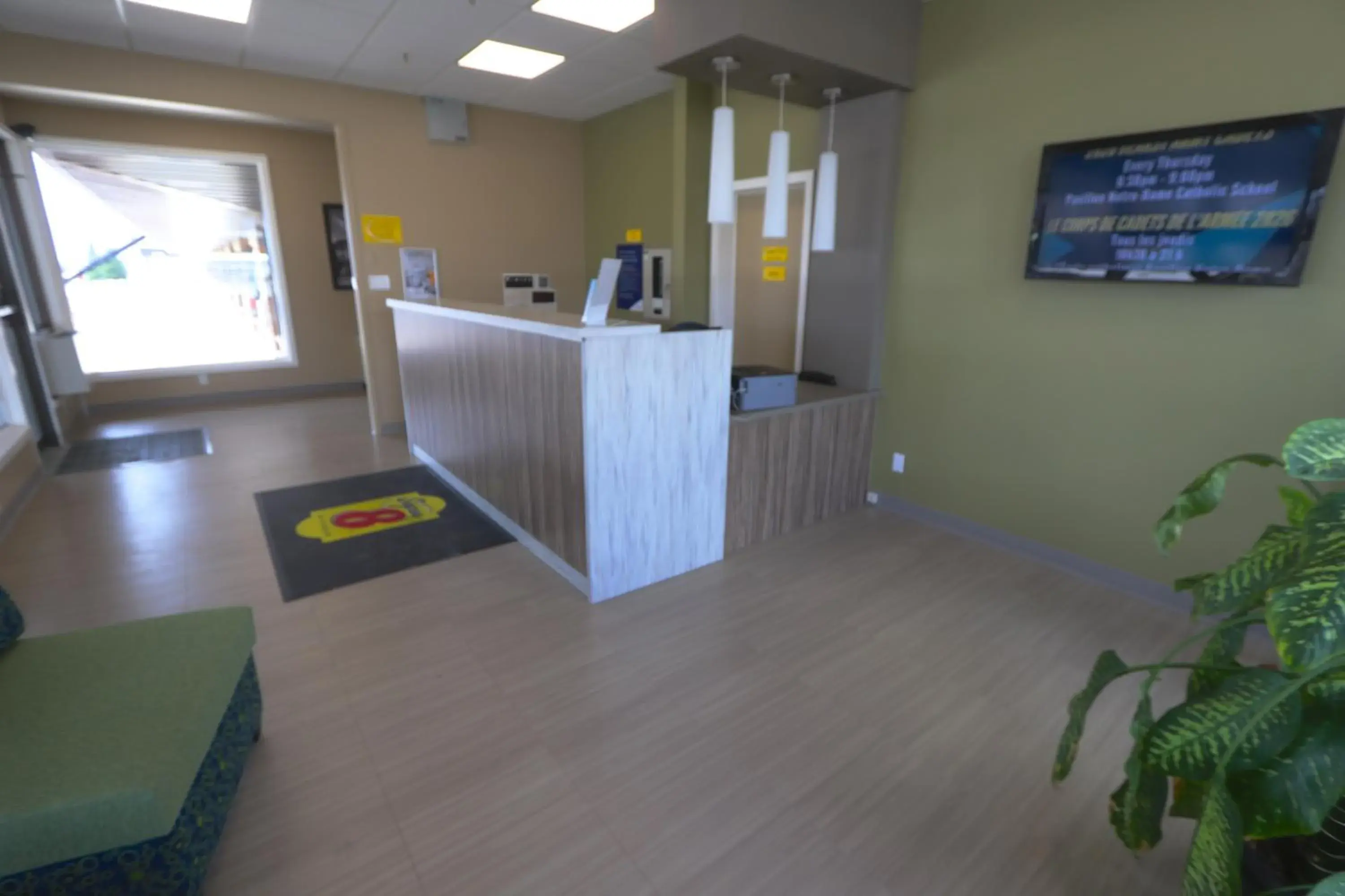 Lobby or reception in Super 8 by Wyndham Hearst ON Lobby or reception in Super 8 by Wyndham Hearst ON