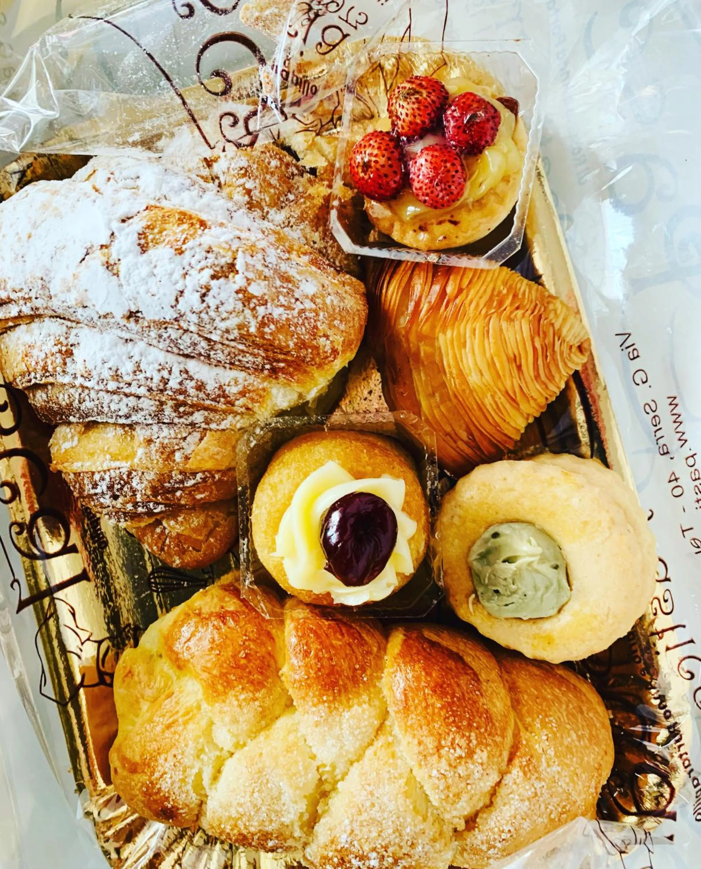 Breakfast in Starnone Bed&Book