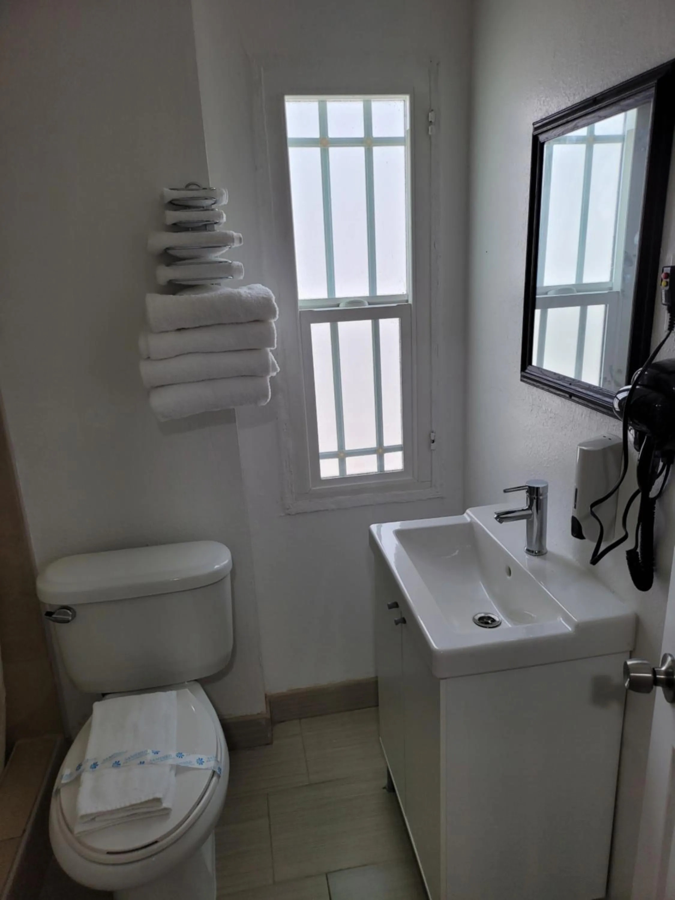 Bathroom in Las Palmas Hotel