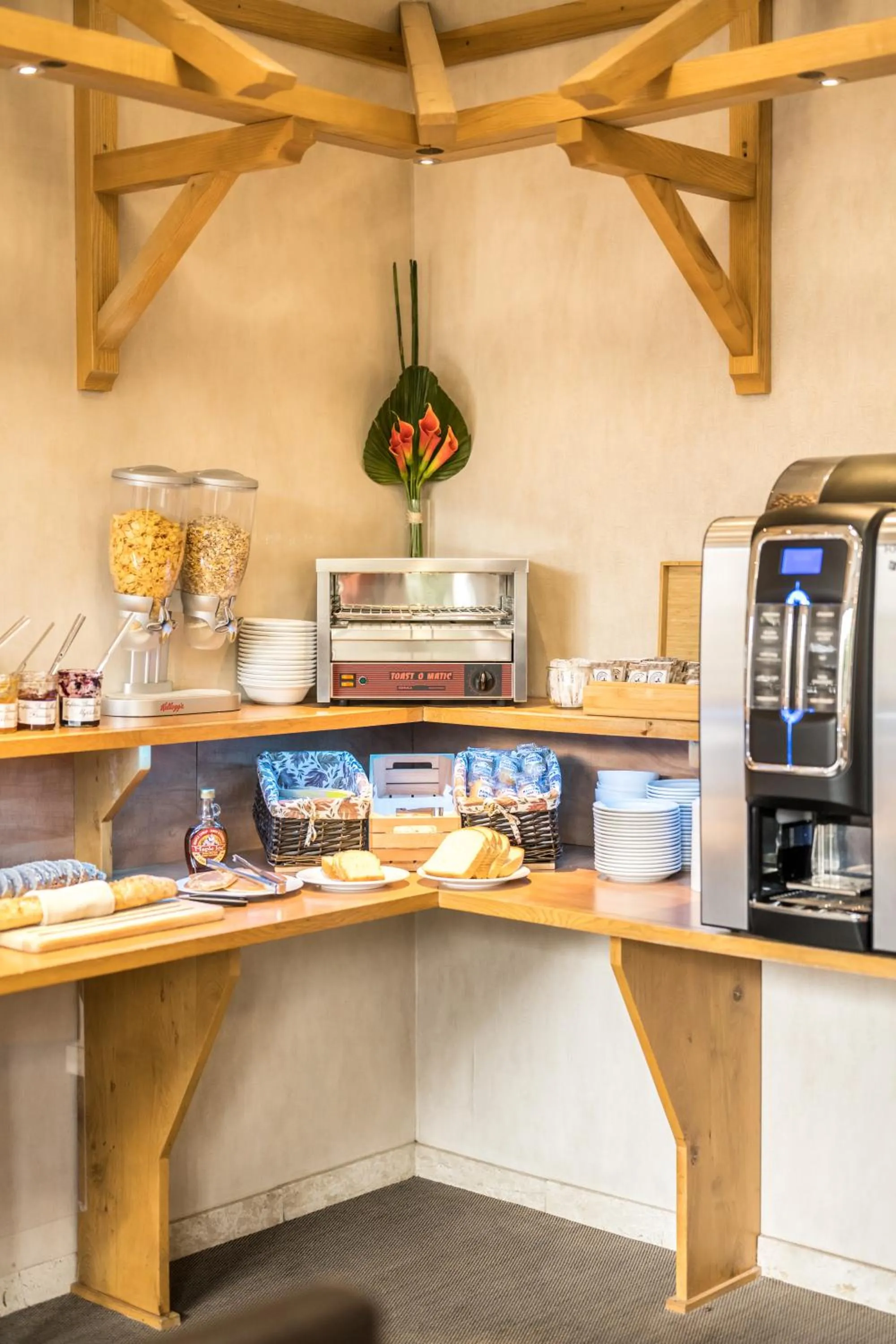 Breakfast in The Originals City, Hôtel Rive Droite, Albi "Quartier Madeleine"