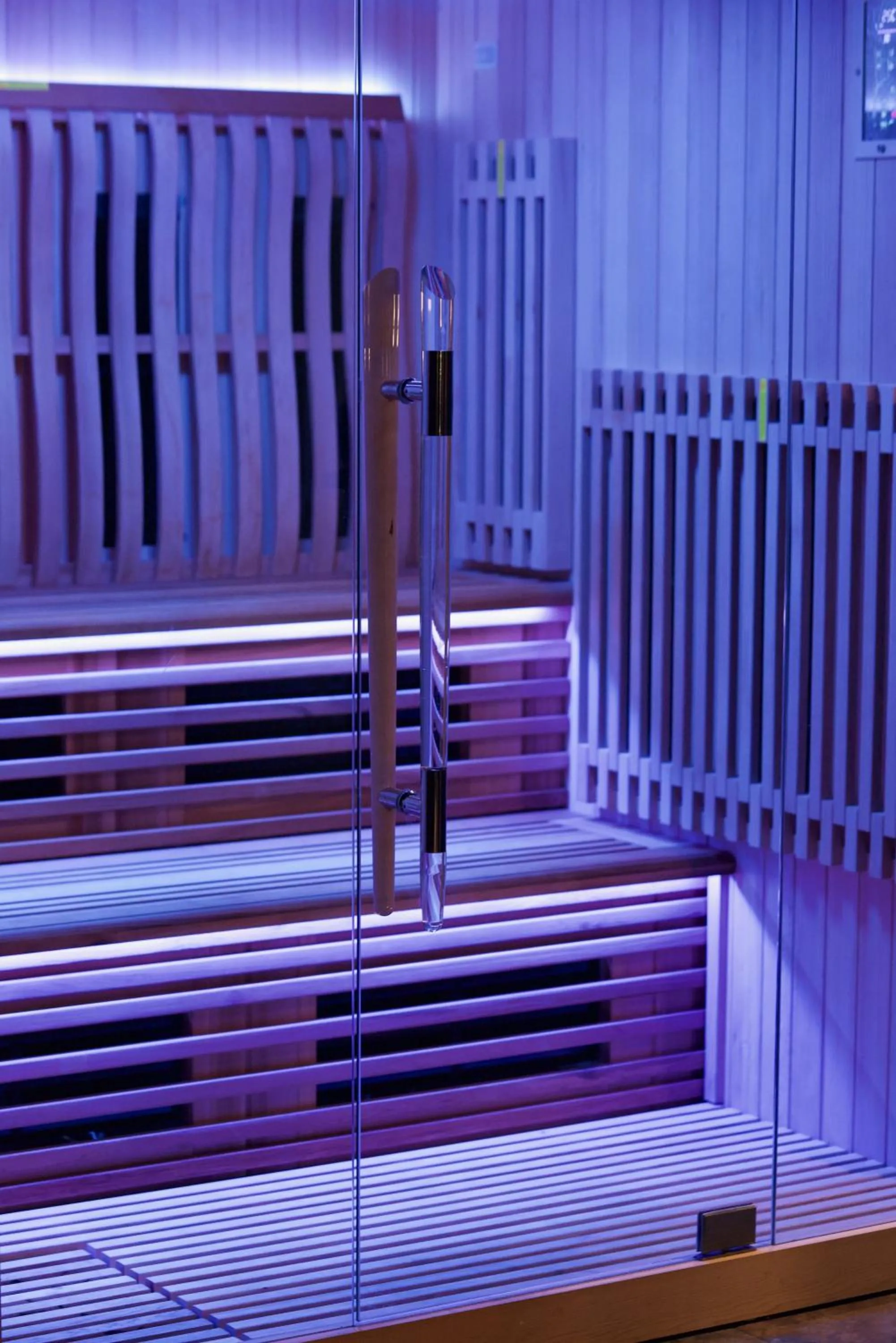 Spa and wellness centre/facilities in The Originals City, Hôtel Rive Droite, Albi "Quartier Madeleine"