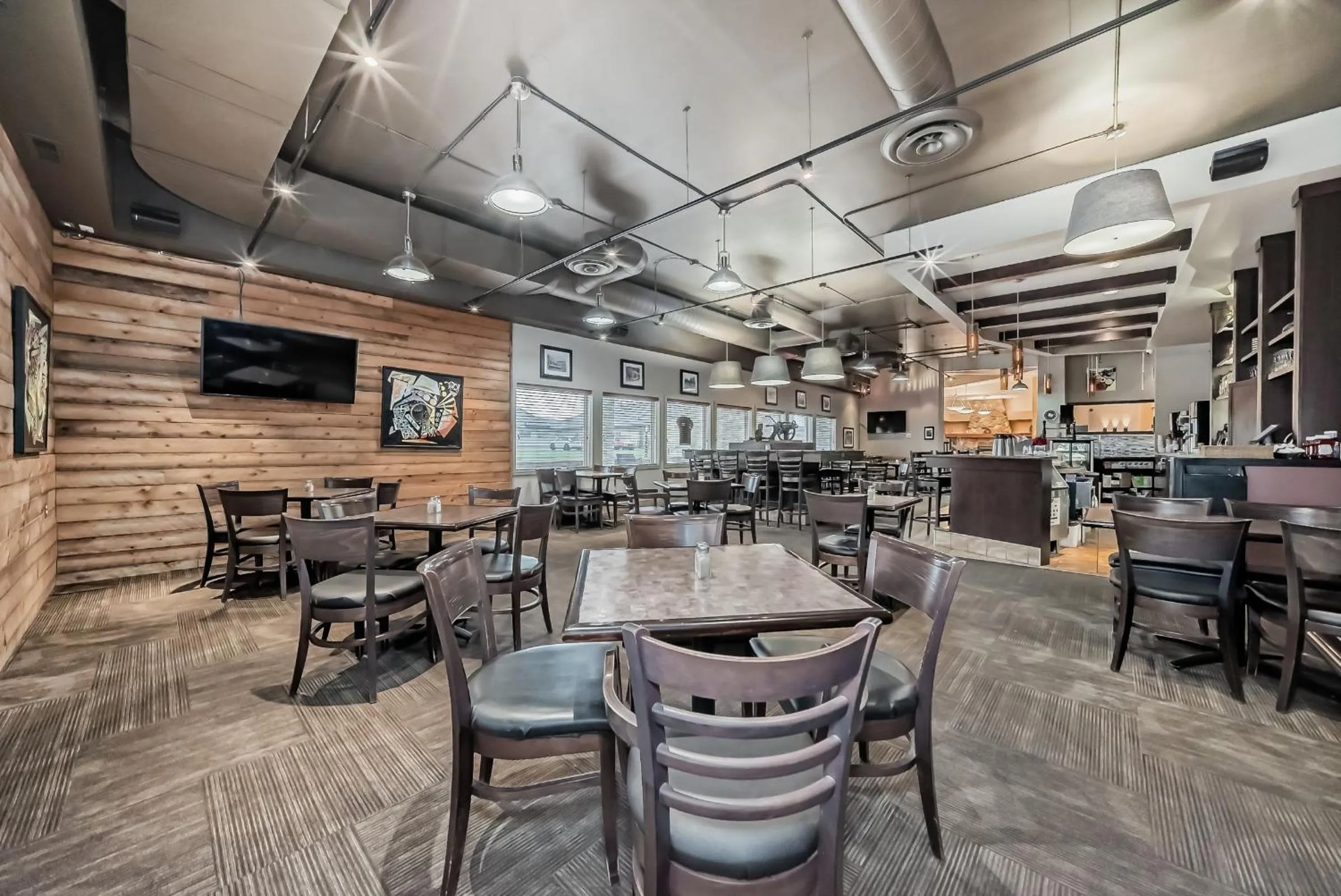 Restaurant/places to eat in Stony Plain Inn & Suites