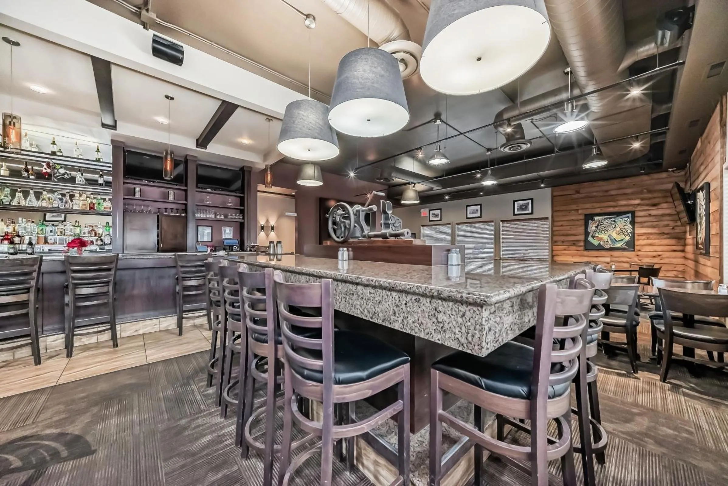 Restaurant/places to eat in Stony Plain Inn & Suites