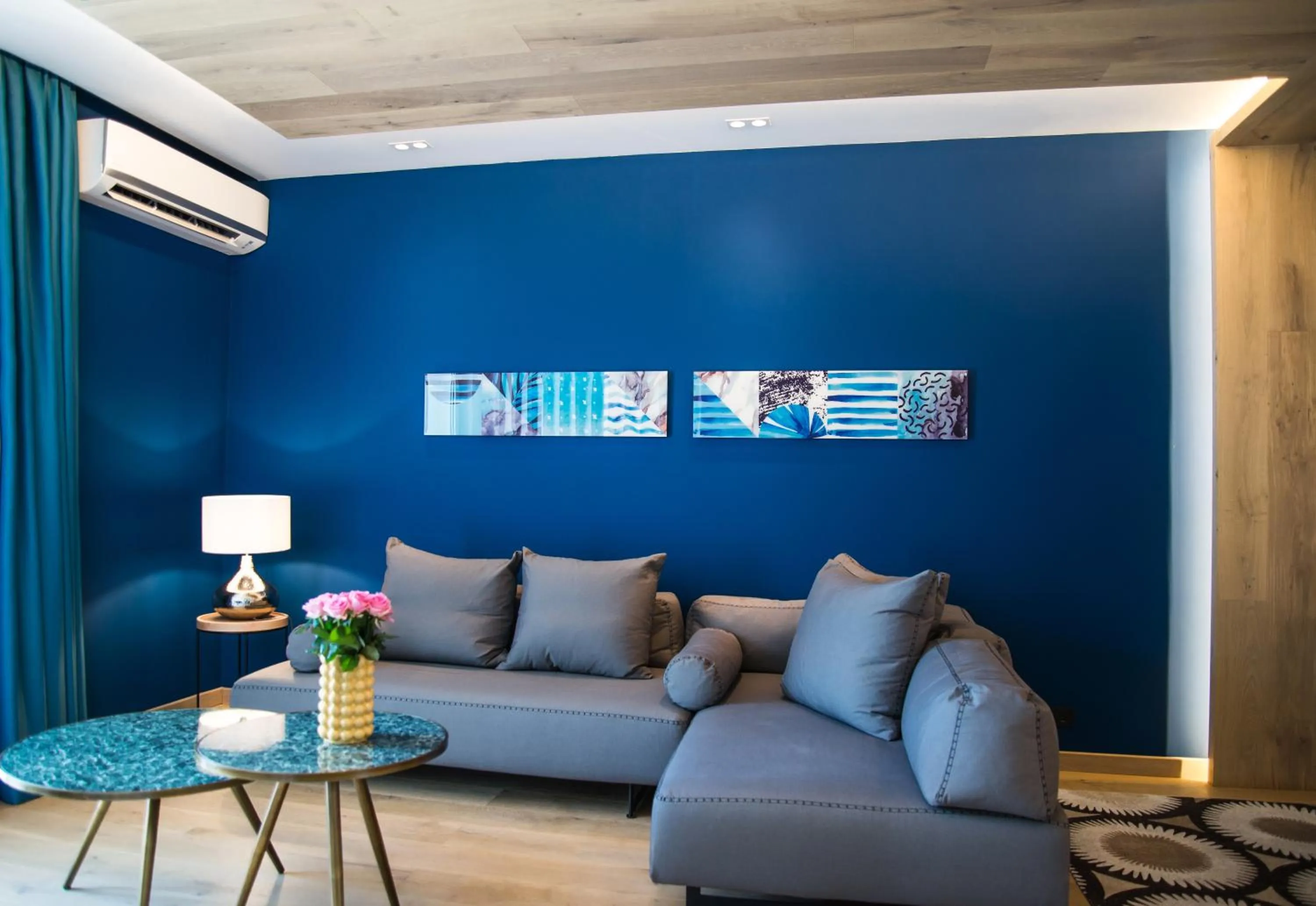 PINACOTA SUITES ATHENS