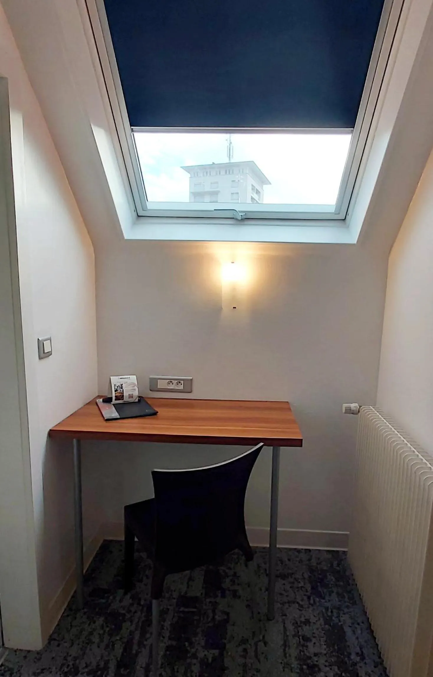 hair dresser in The Originals City, Hôtel Colmar Gare