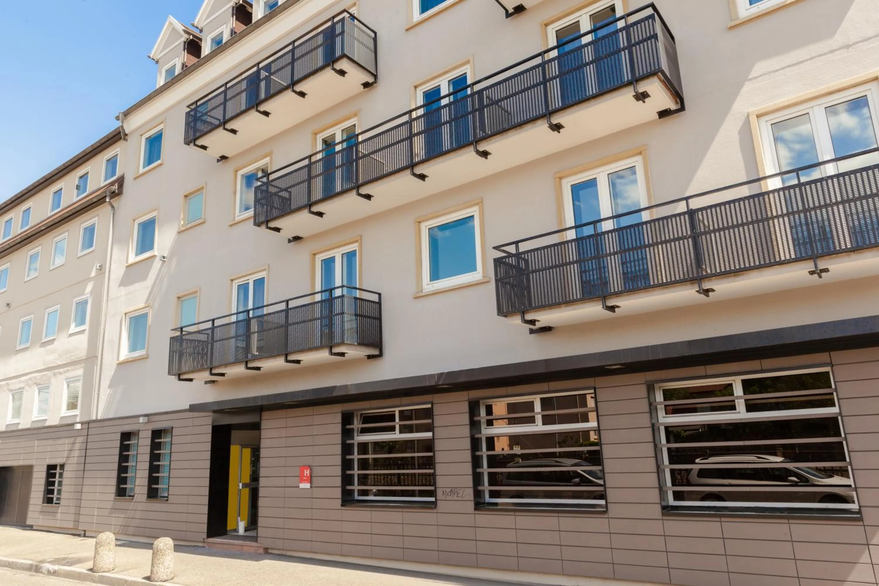 Property building in The Originals City, Hôtel Colmar Gare