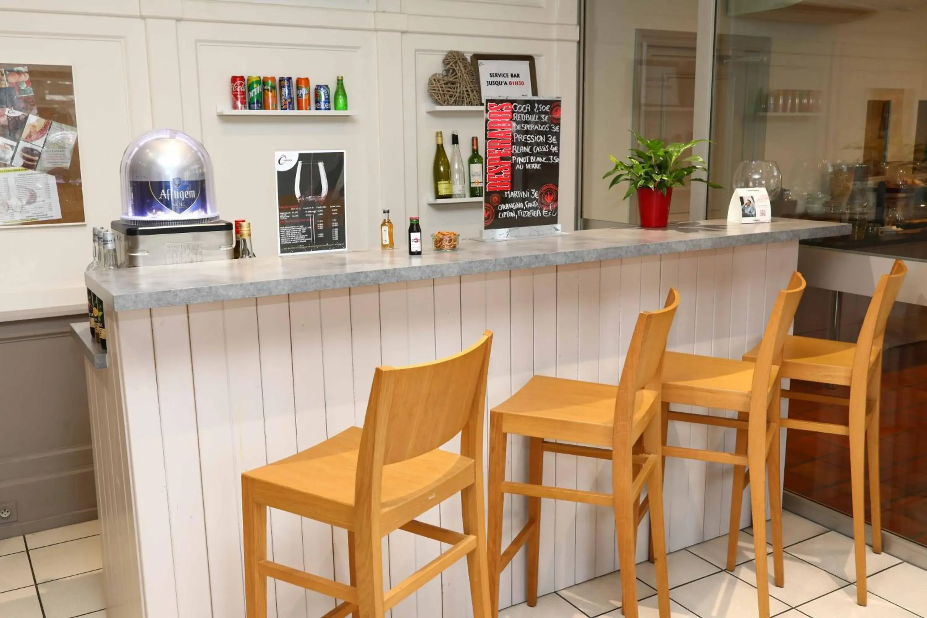 Property building in The Originals City, Hôtel Colmar Gare Property building in The Originals City, Hôtel Colmar Gare