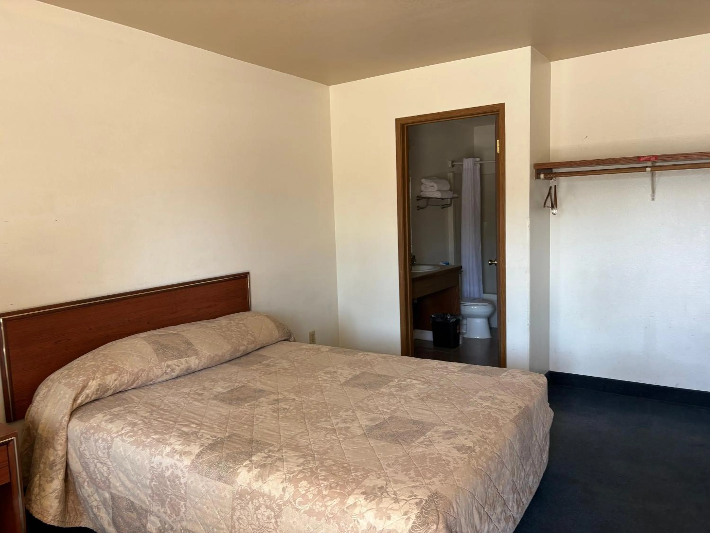 Bed in Fairground Inn