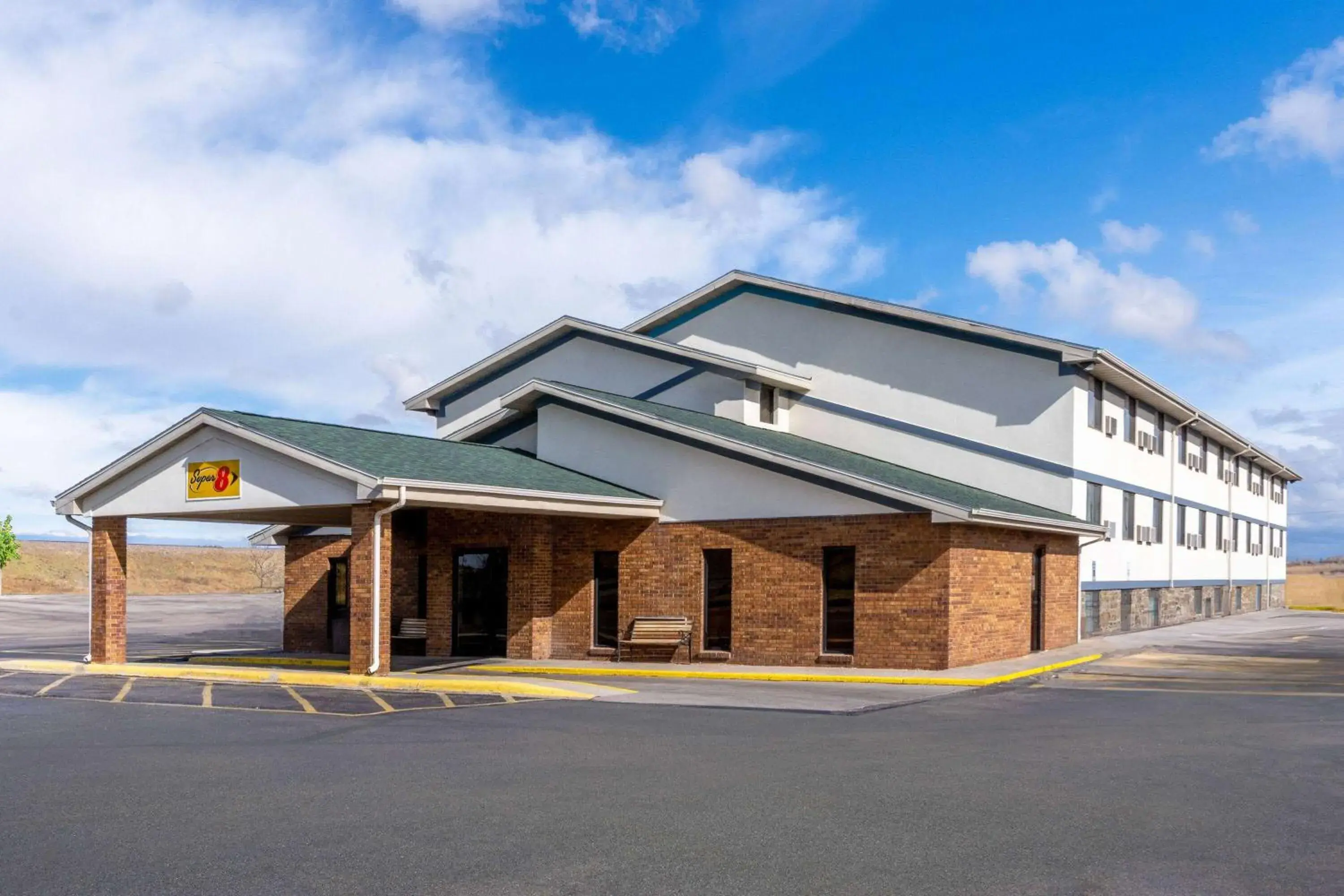 Property building in Super 8 by Wyndham Cheyenne WY Property building in Super 8 by Wyndham Cheyenne WY