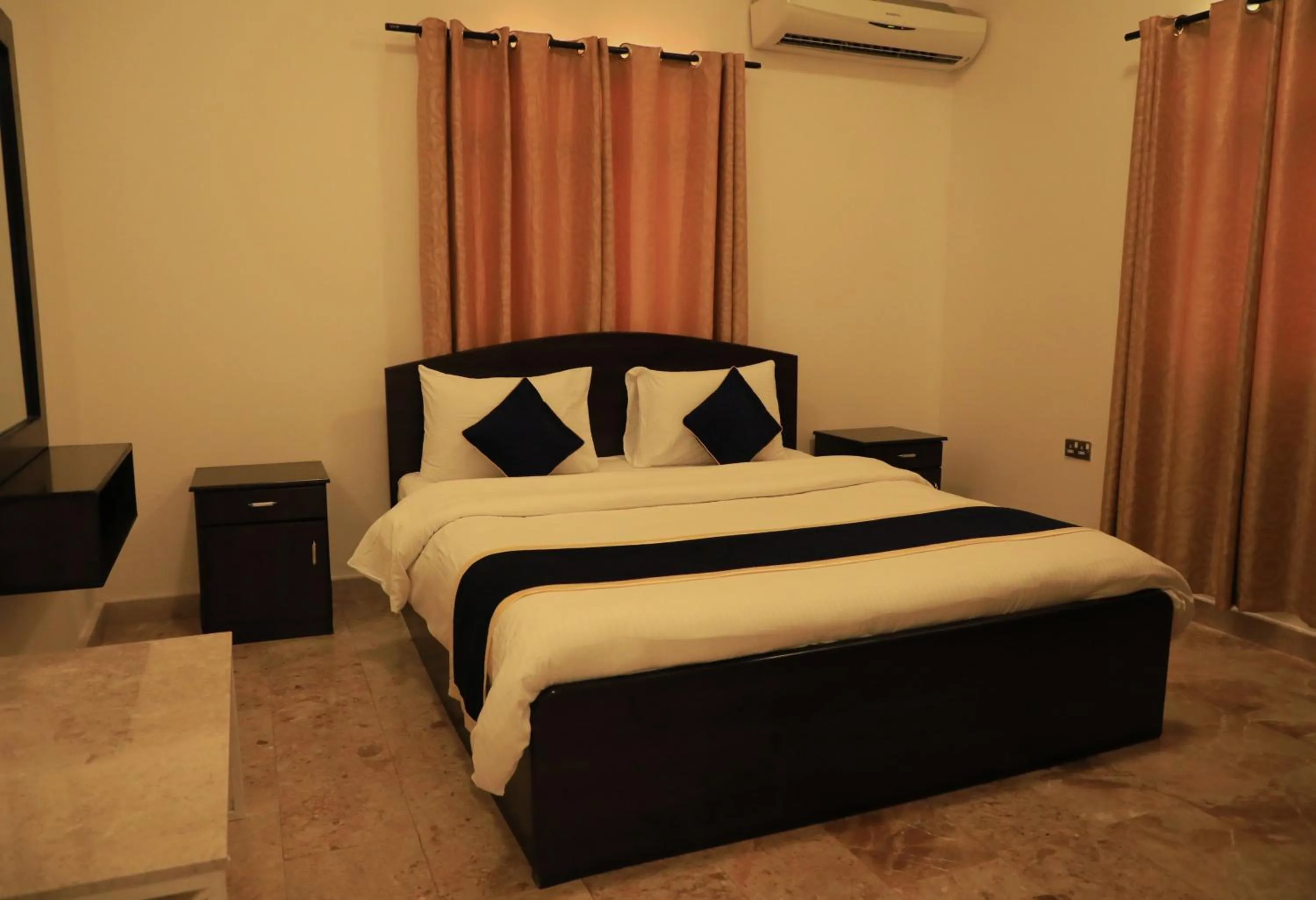 Bed in Star Emirates Garden Villas Salalah