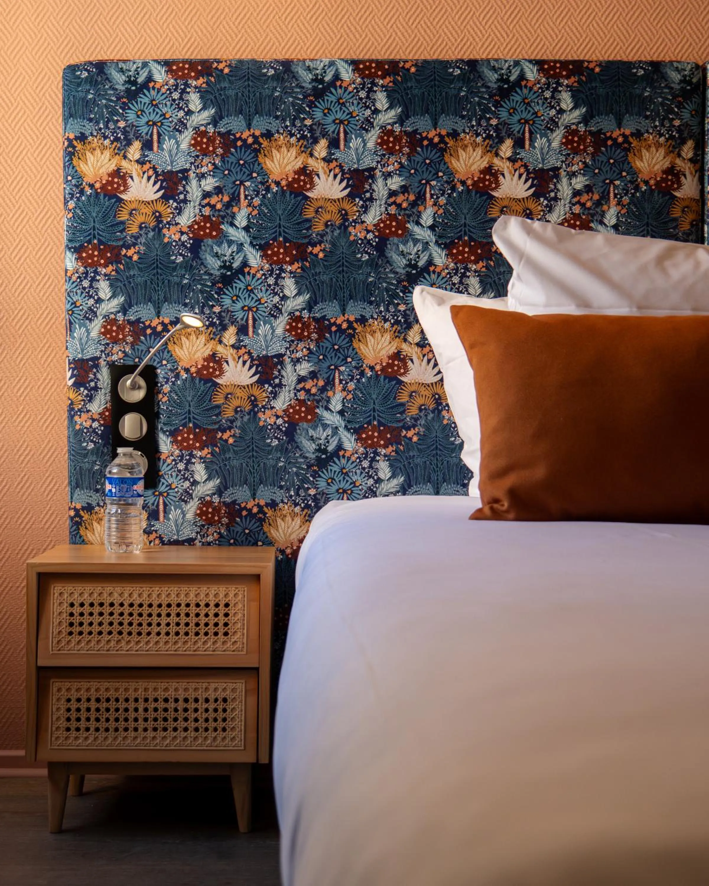 Bed in Hotel de la Bourse, Mulhouse Gare, Sure Hotel Collection by Best Western