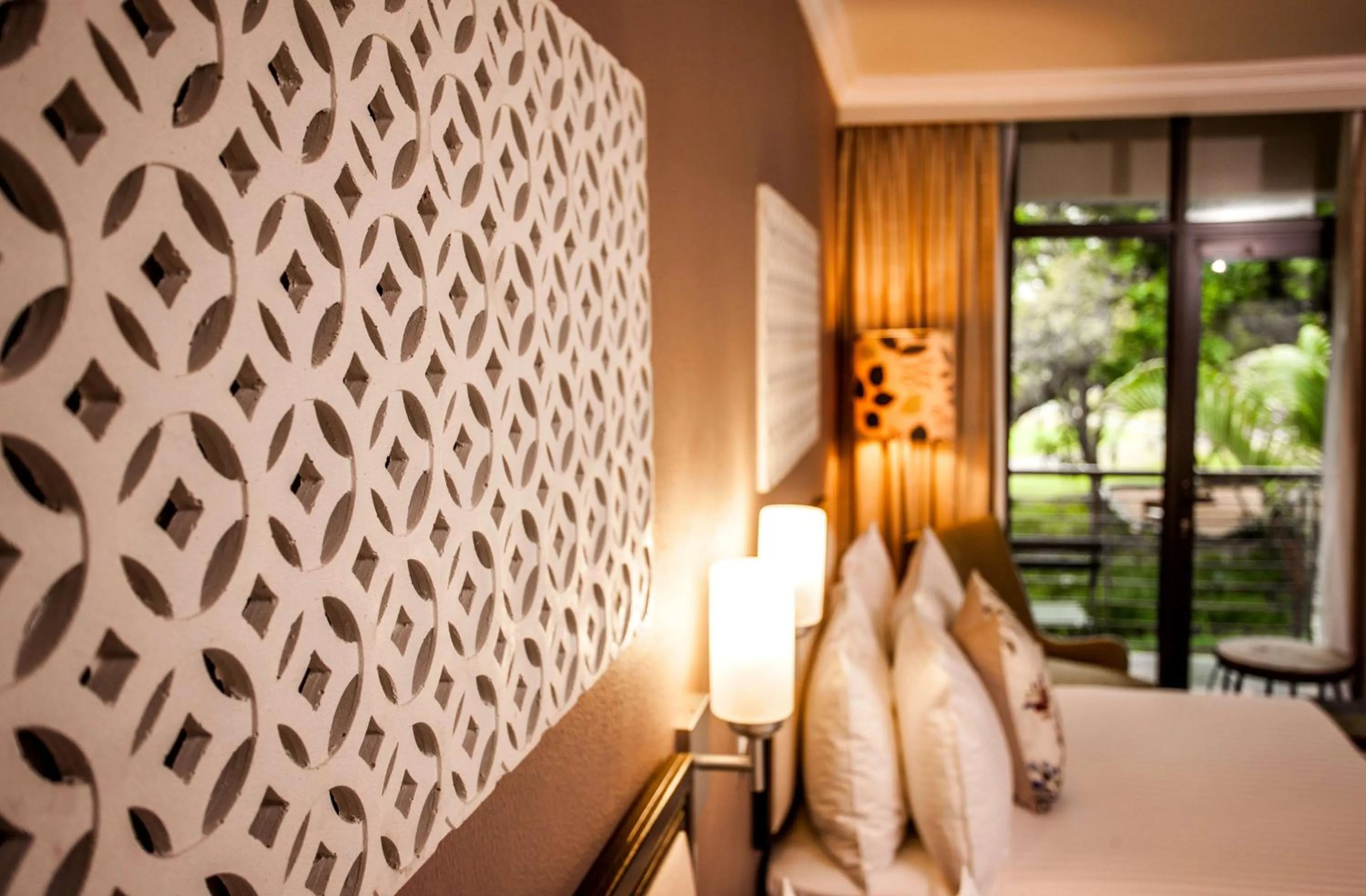 Bedroom, Bed in Sabi River Sun Resort