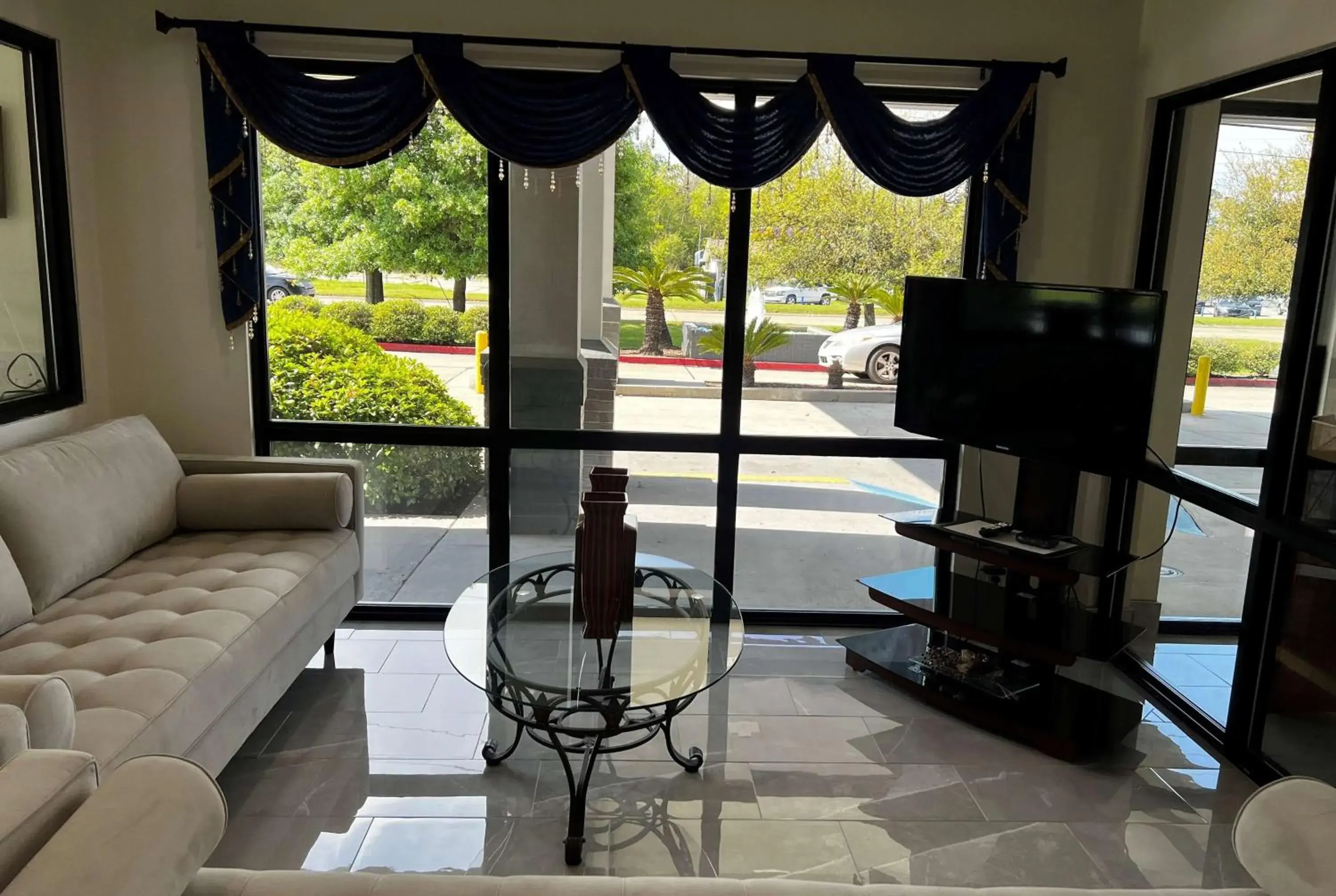 Lobby or reception in Super 8 by Wyndham Slidell Lobby or reception in Super 8 by Wyndham Slidell