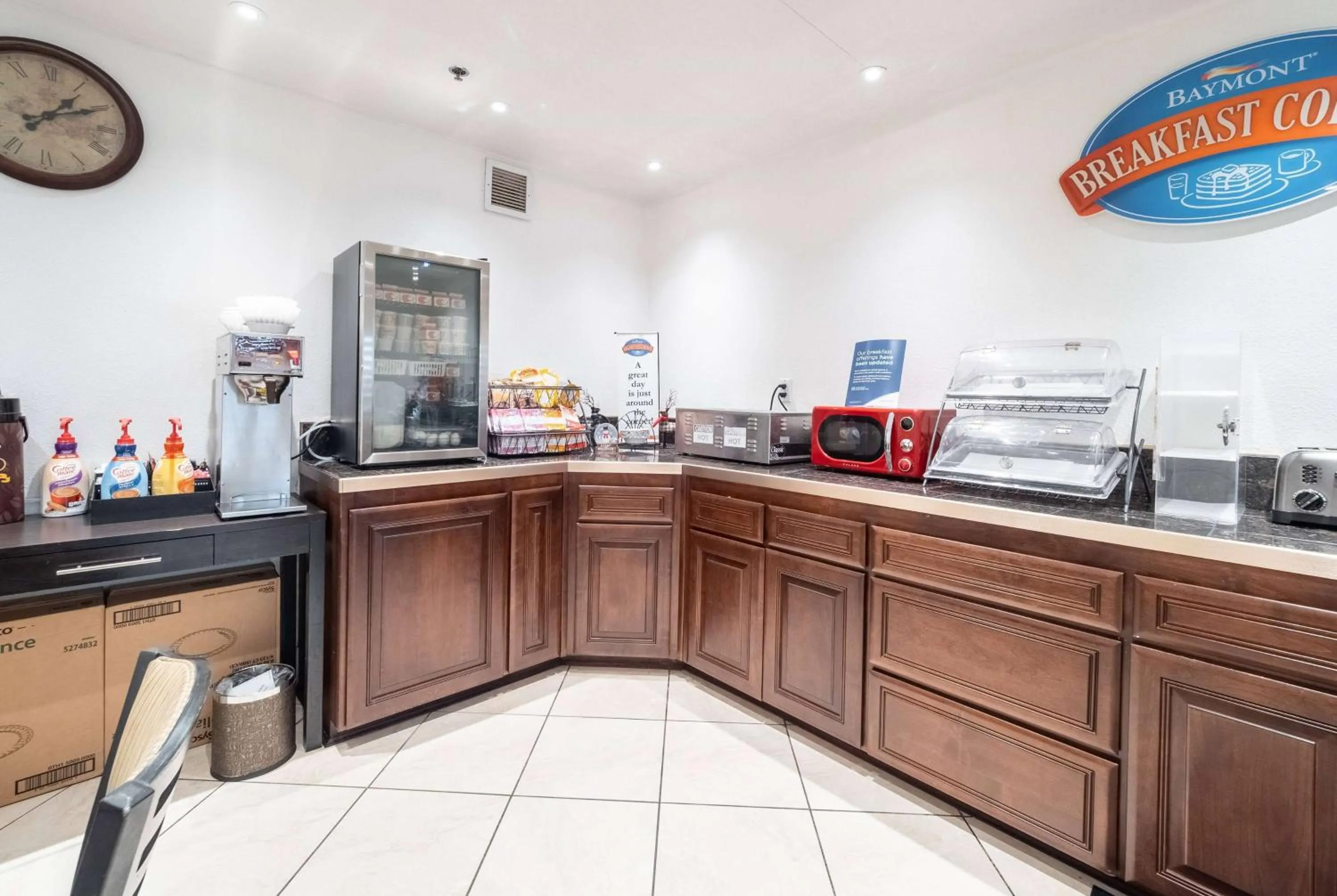 Breakfast in Baymont by Wyndham Anderson