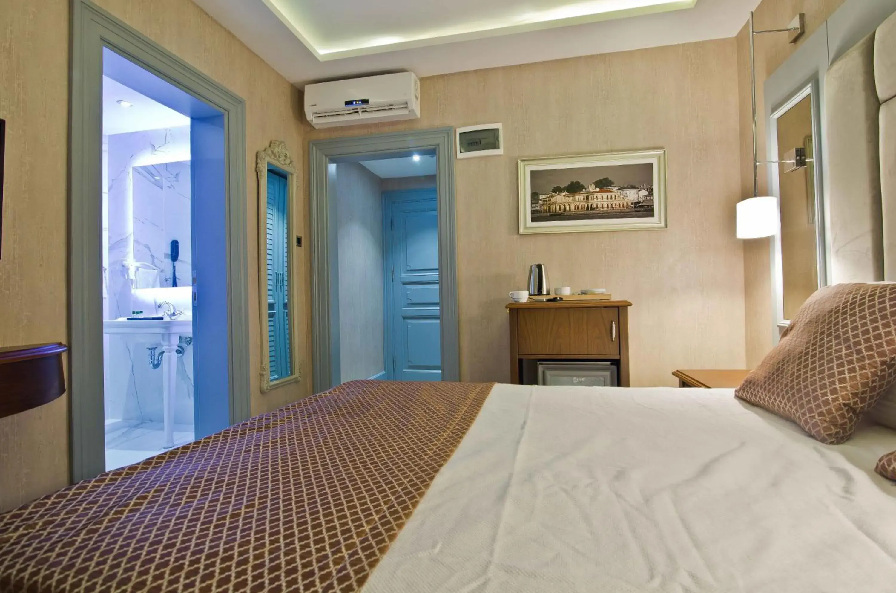 Double Room - single occupancy in No2 Hotel By Şükrü Double Room - single occupancy in No2 Hotel By Şükrü