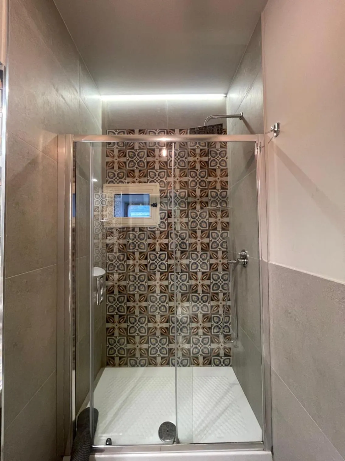 Shower in Casa D'Angiò -Manfredi Homes&Villas