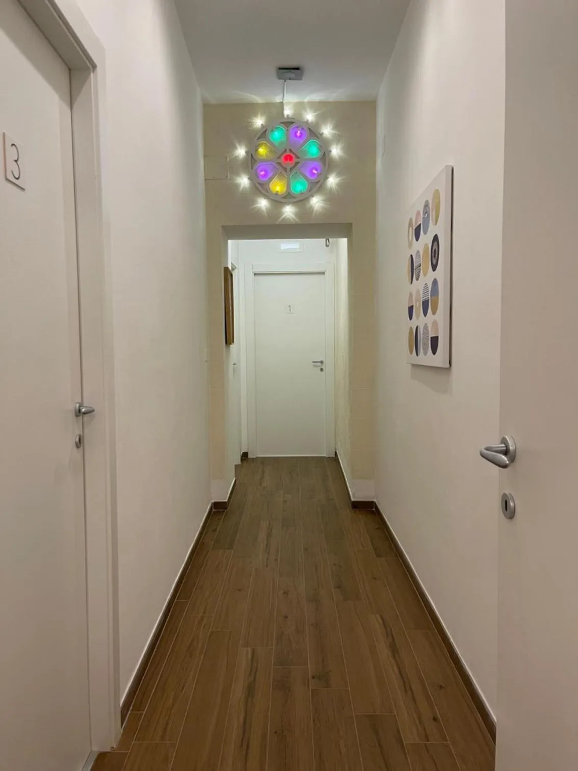 Decorative detail in Casa D'Angiò -Manfredi Homes&Villas