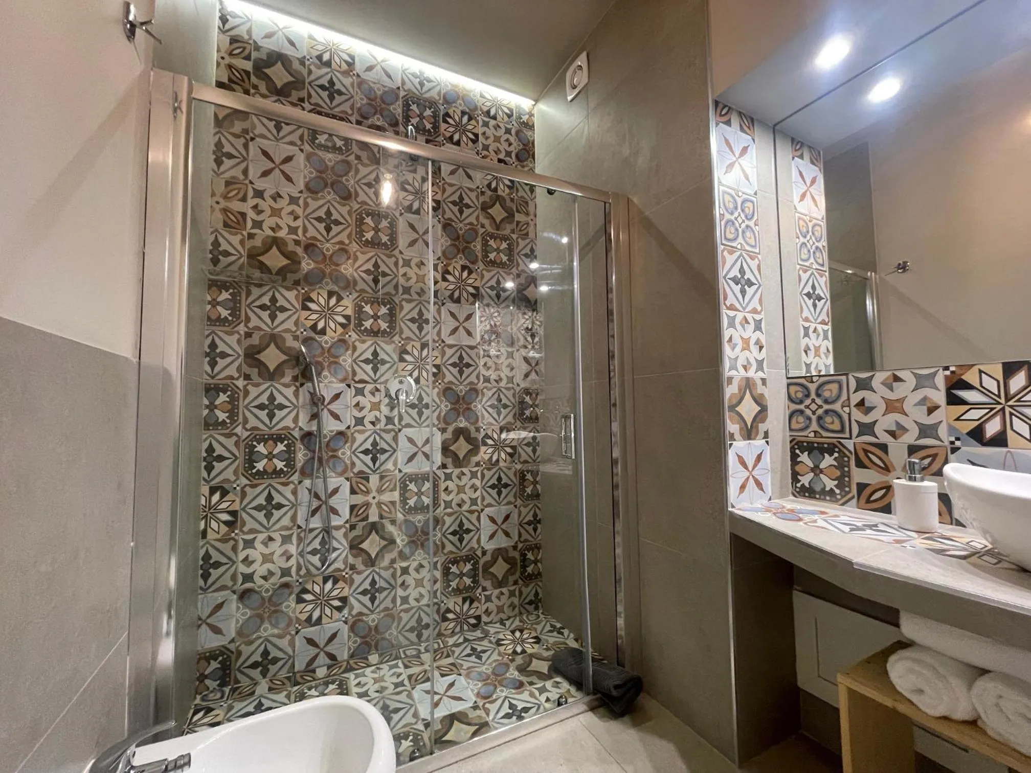 Shower in Casa D'Angiò -Manfredi Homes&Villas