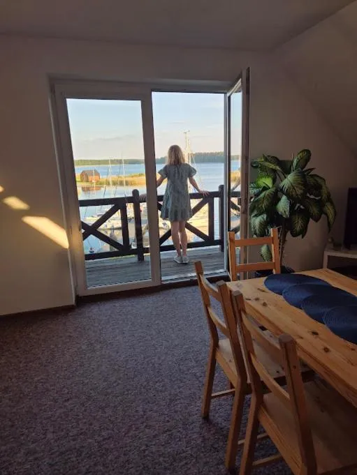 Pensjonat Rybaczówka - noclegi, restauracja, port